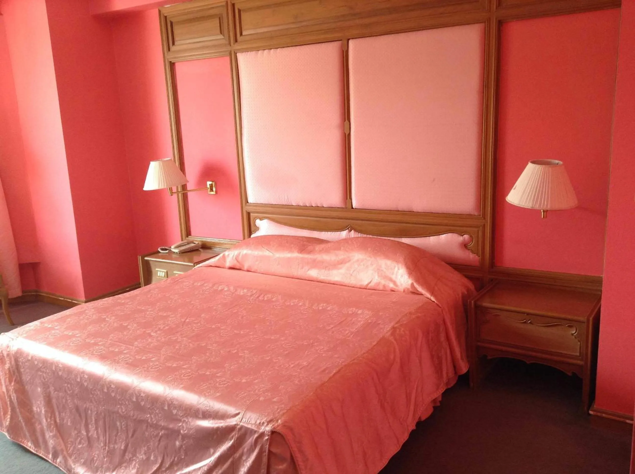 Bedroom in Diamond River Ping Petch-Ngam Hotel