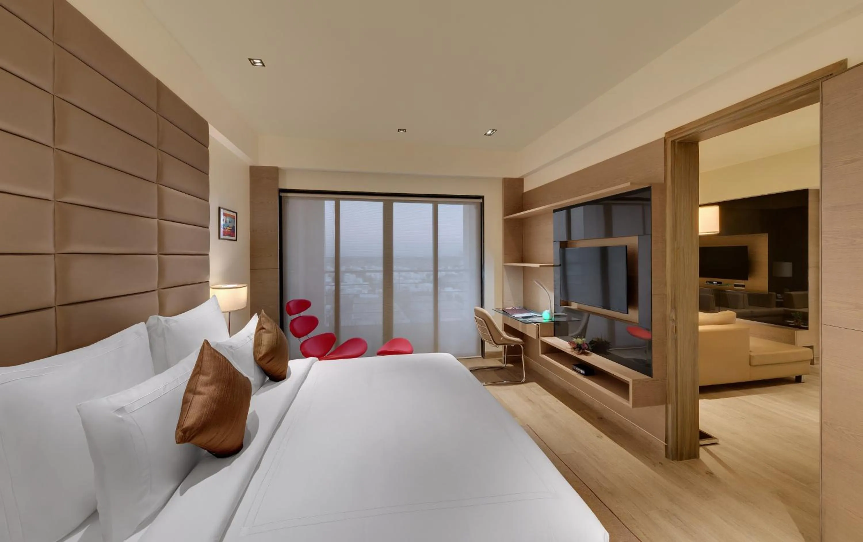 Bedroom, Bed in Wyndham Ahmedabad Shela