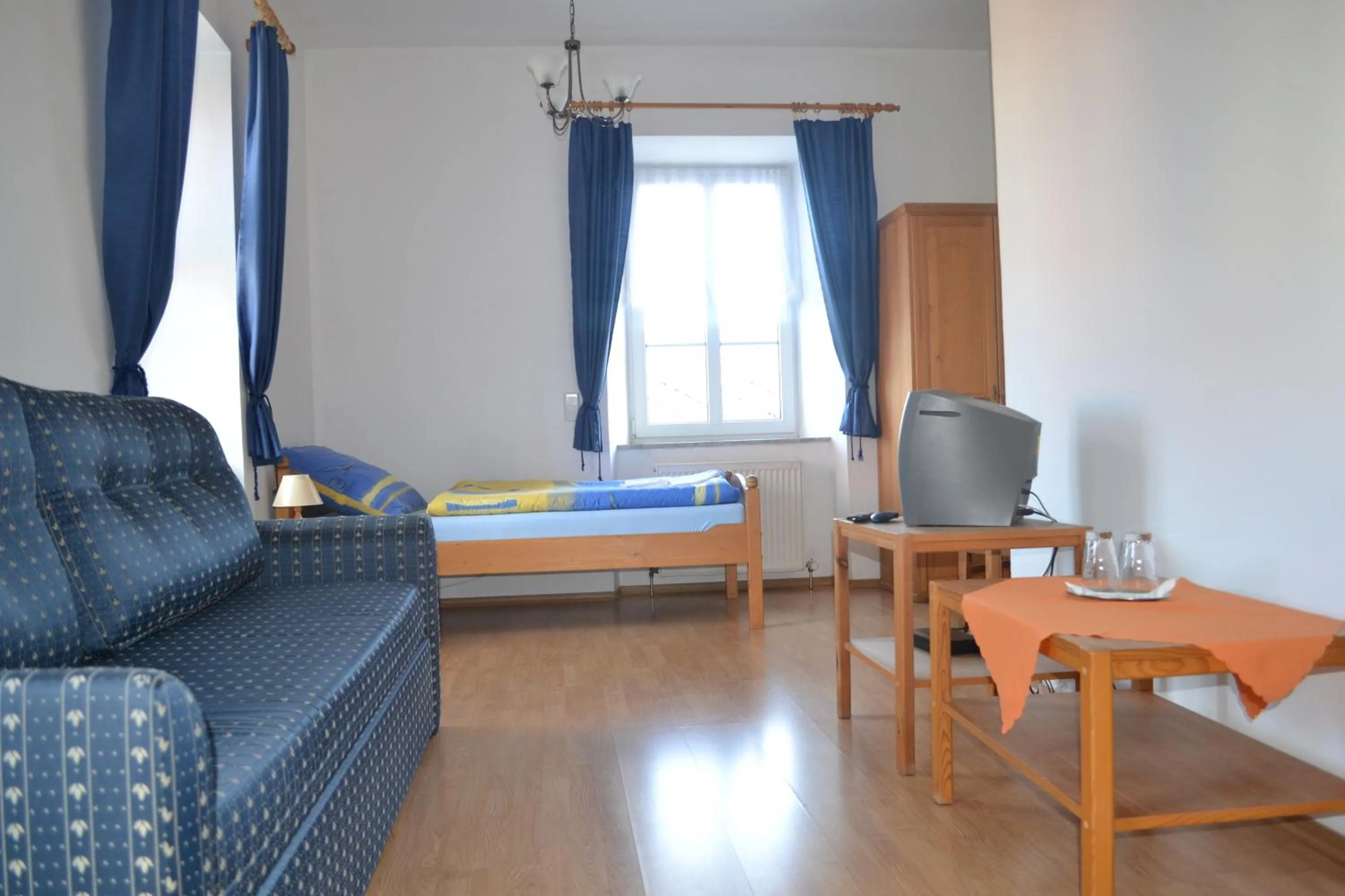 Photo of the whole room in Hotel Atawa