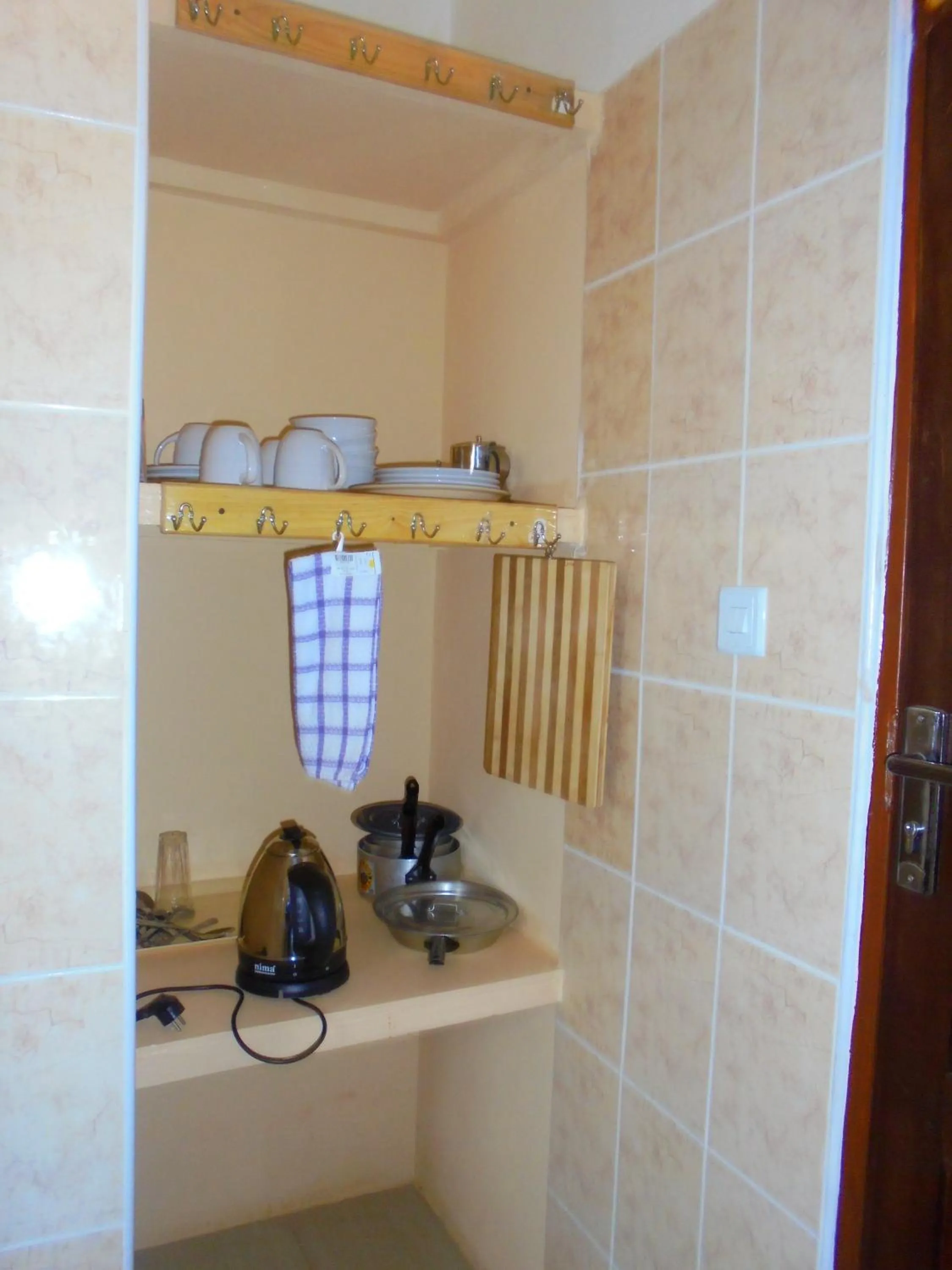 Kitchen or kitchenette in White Rose Lodge