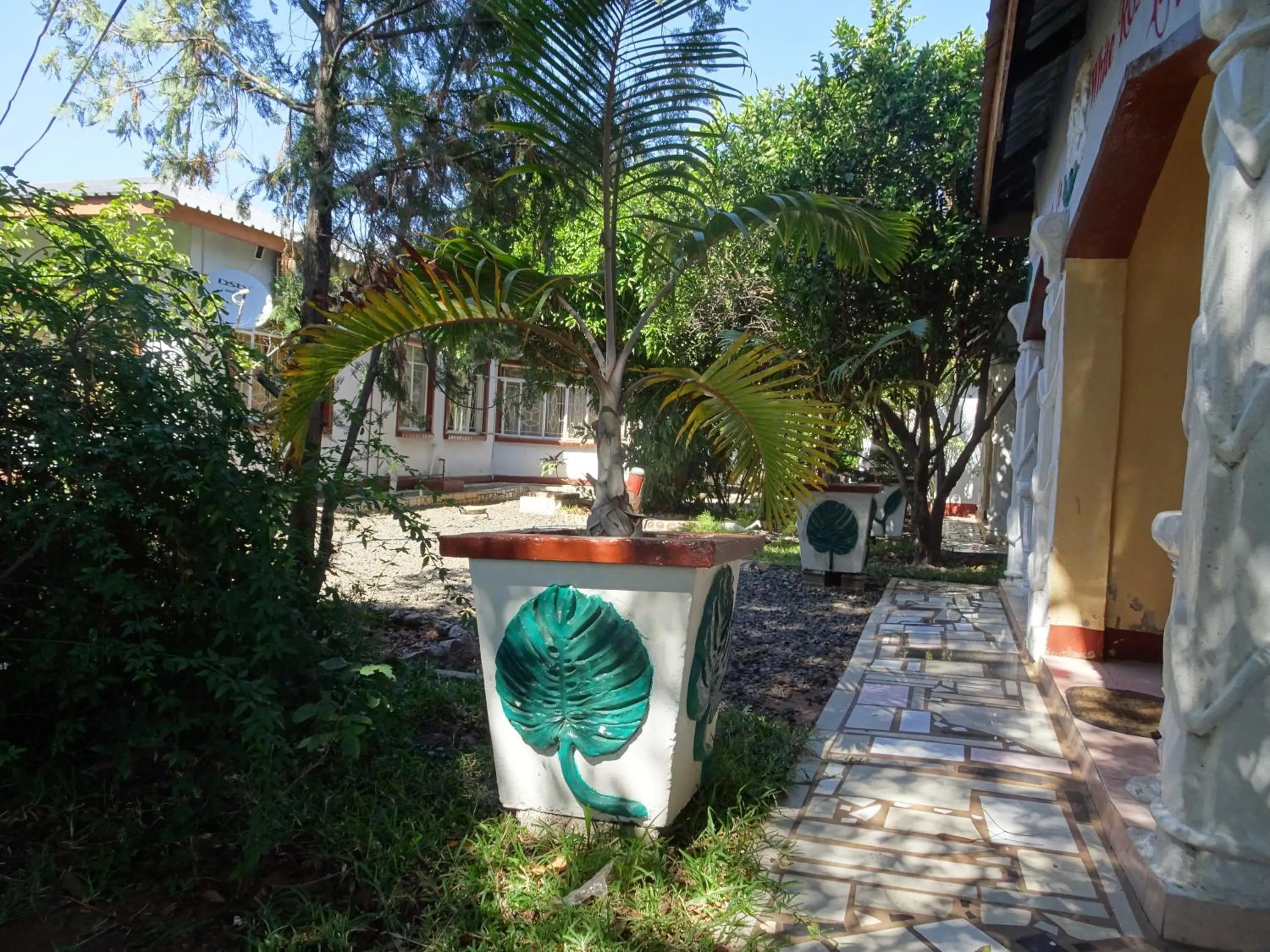 Property building in White Rose Lodge