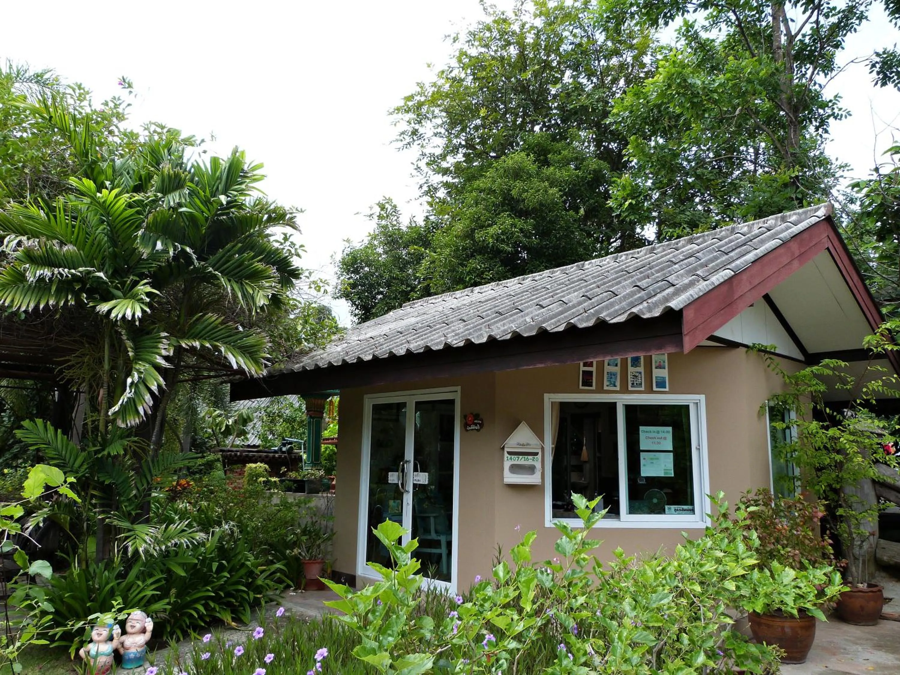 Bansuanrachawadee B&b