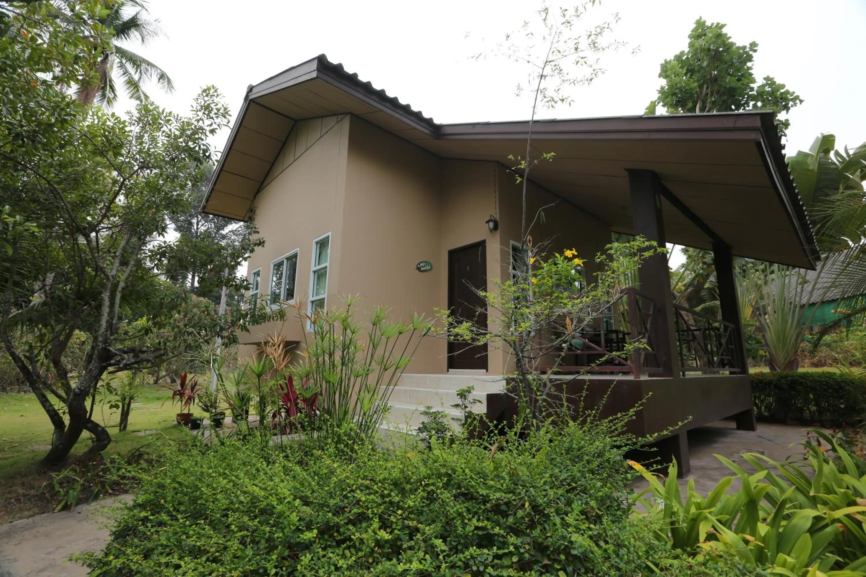 Bansuanrachawadee B&b