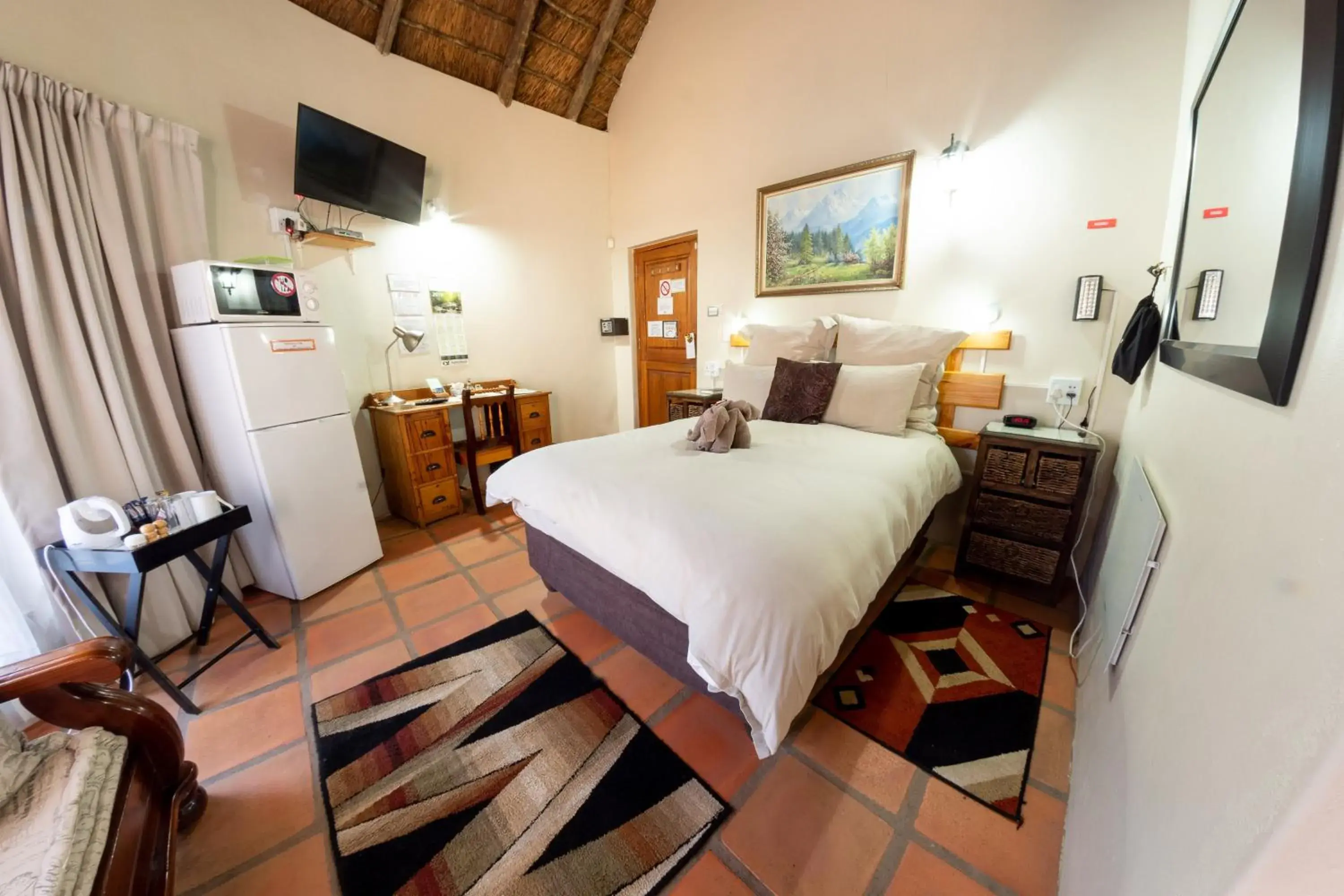 Deluxe Double Room - single occupancy in Maclear Manor Deluxe Double Room - single occupancy in Maclear Manor