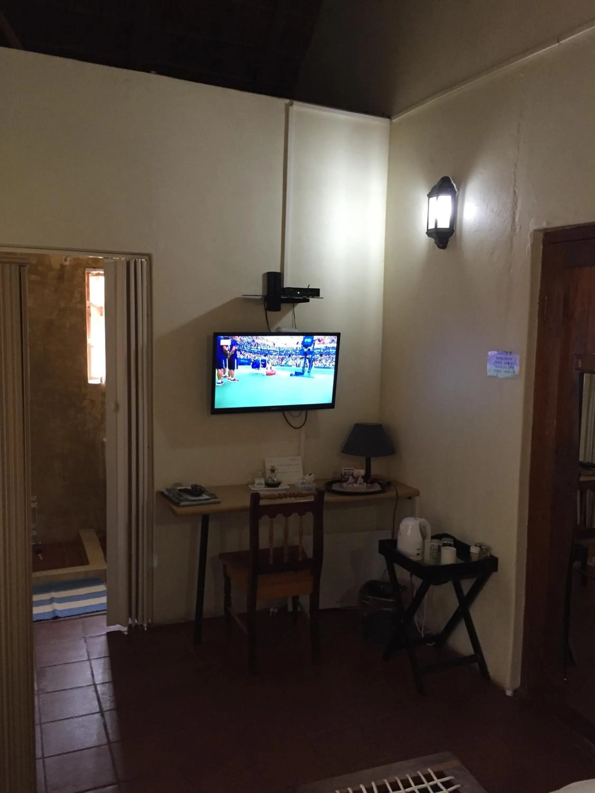 Bedroom in Maclear Manor