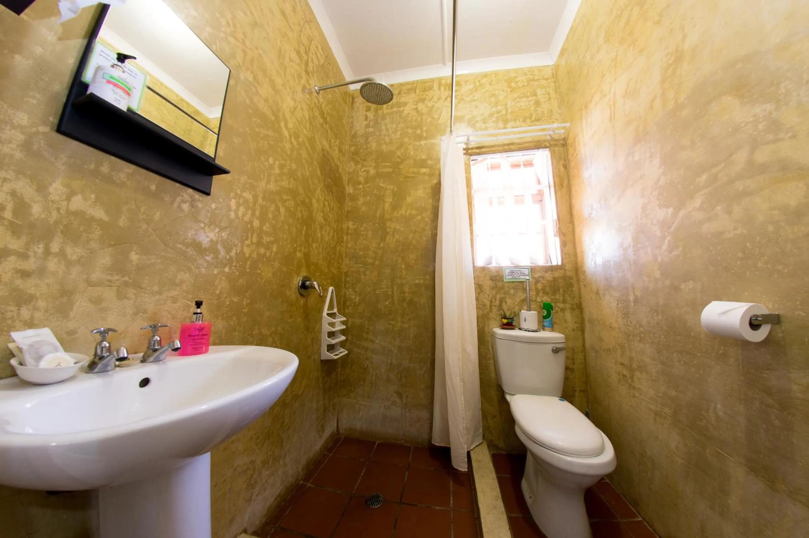 Bathroom in Maclear Manor