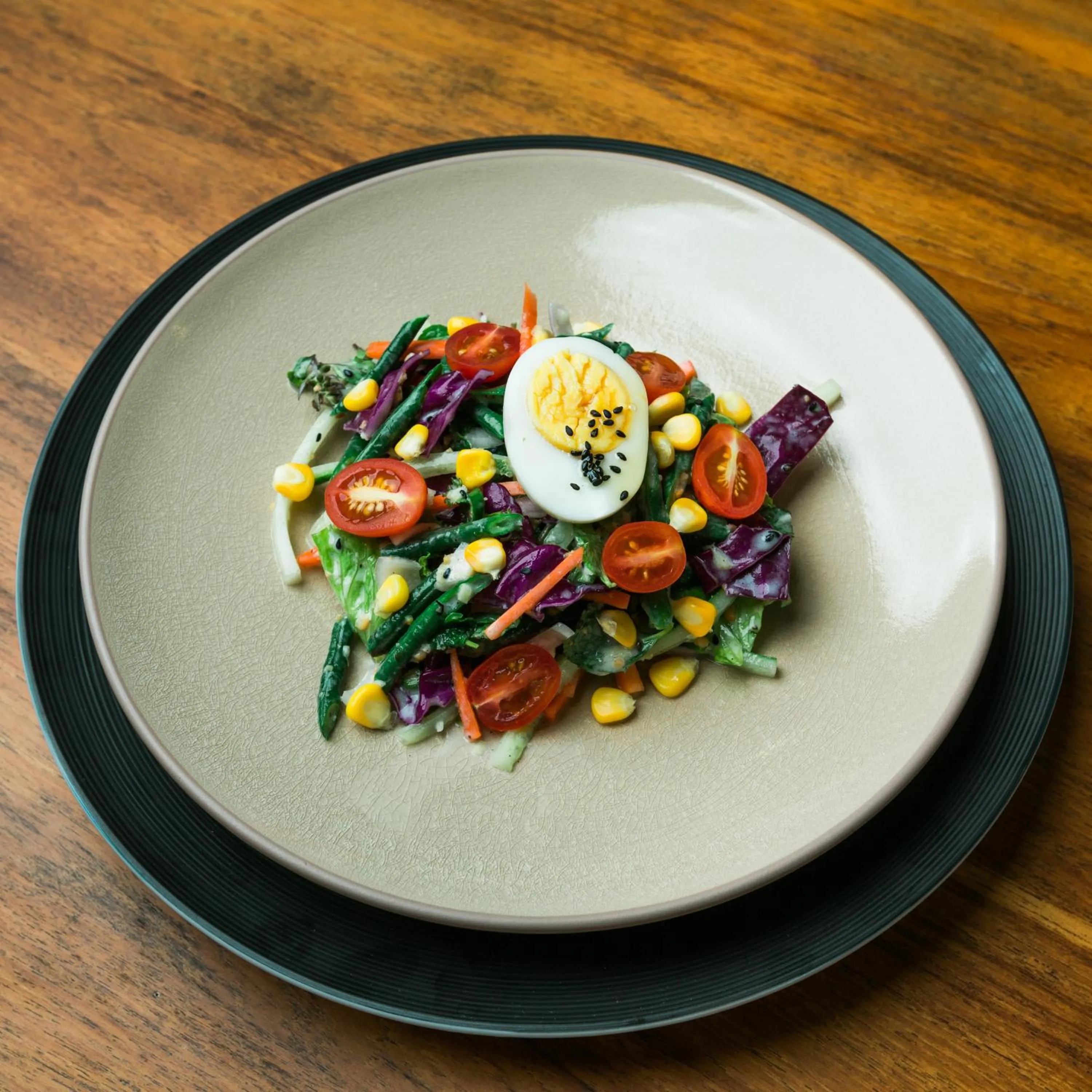 Food and drinks in Ambassador Hill