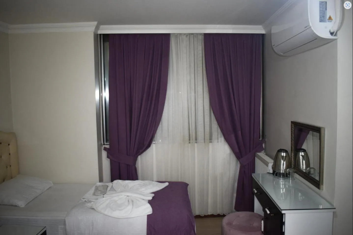 Bed in Kümbet Hotel