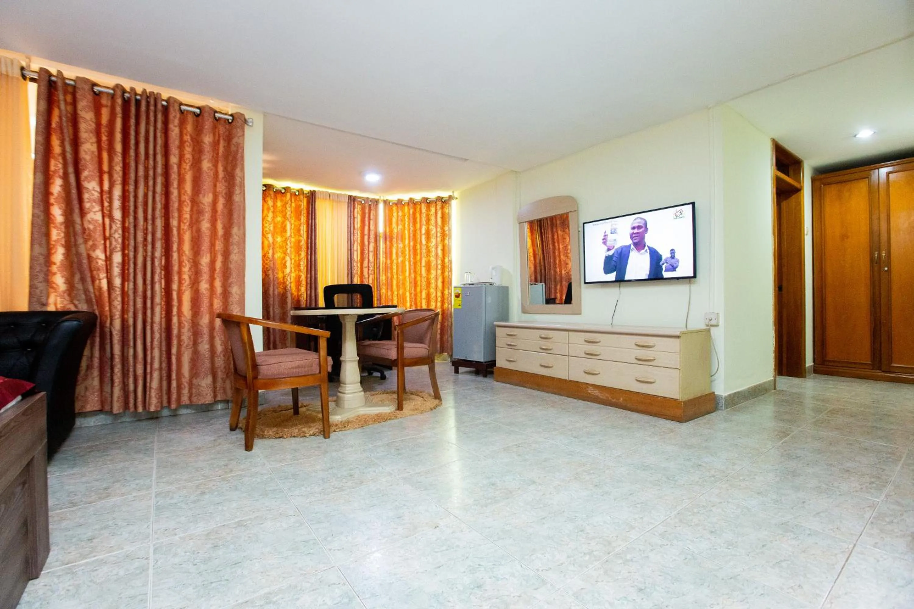 Living room in Sam's Cottage Hotel
