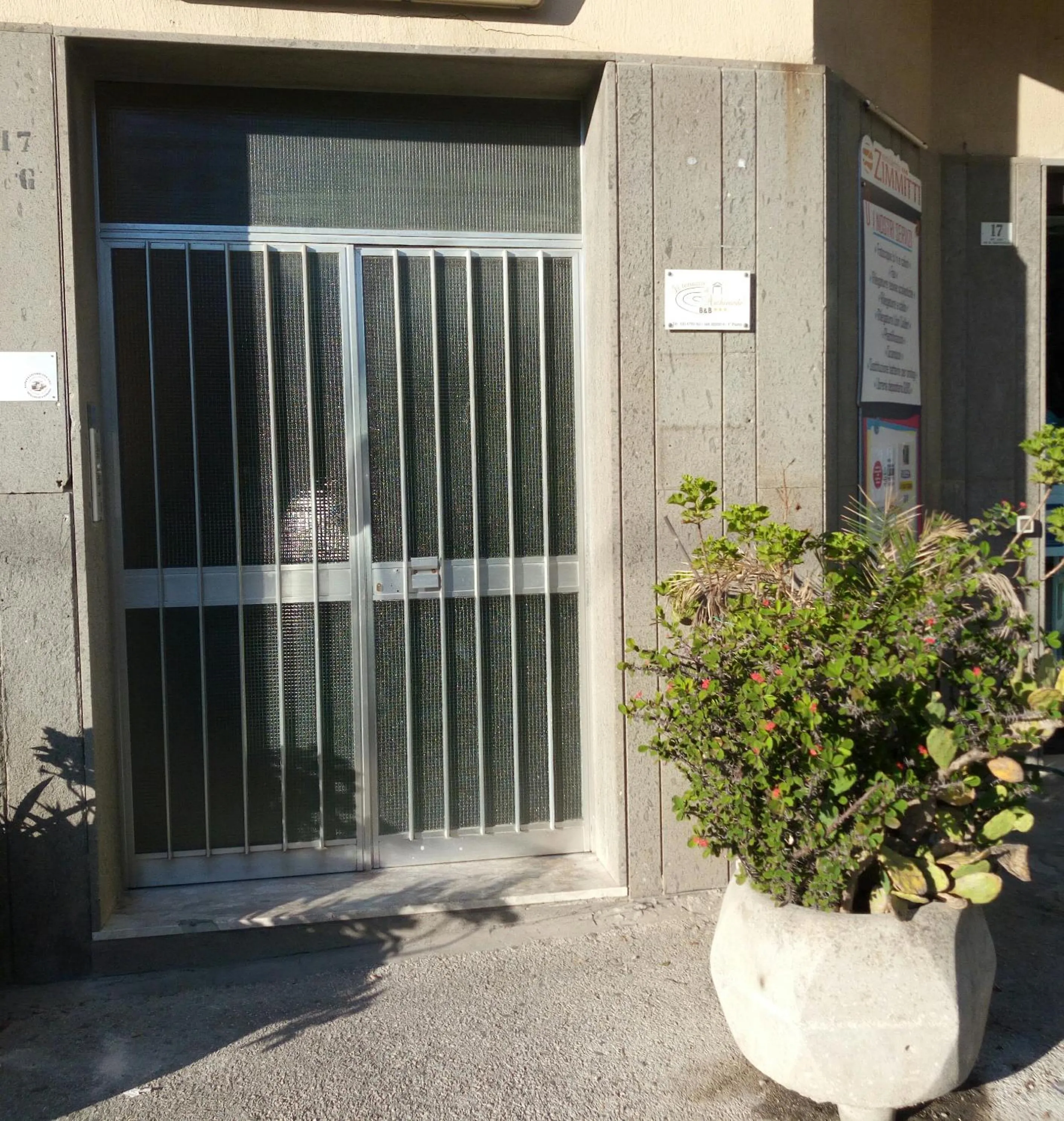 Property building in Affittacamere Il Terrazzo Di Archimede