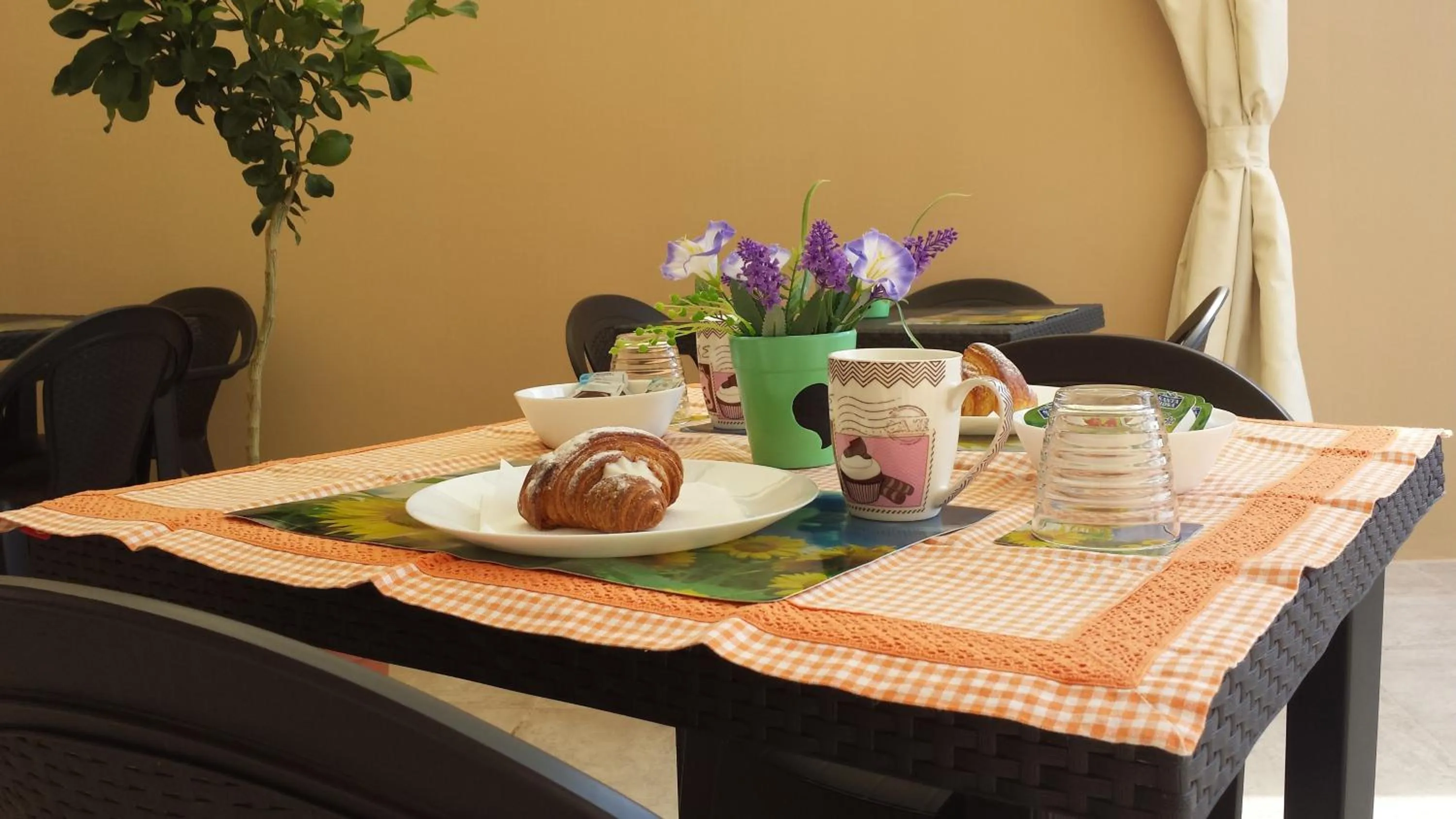 Restaurant/places to eat in Affittacamere Il Terrazzo Di Archimede