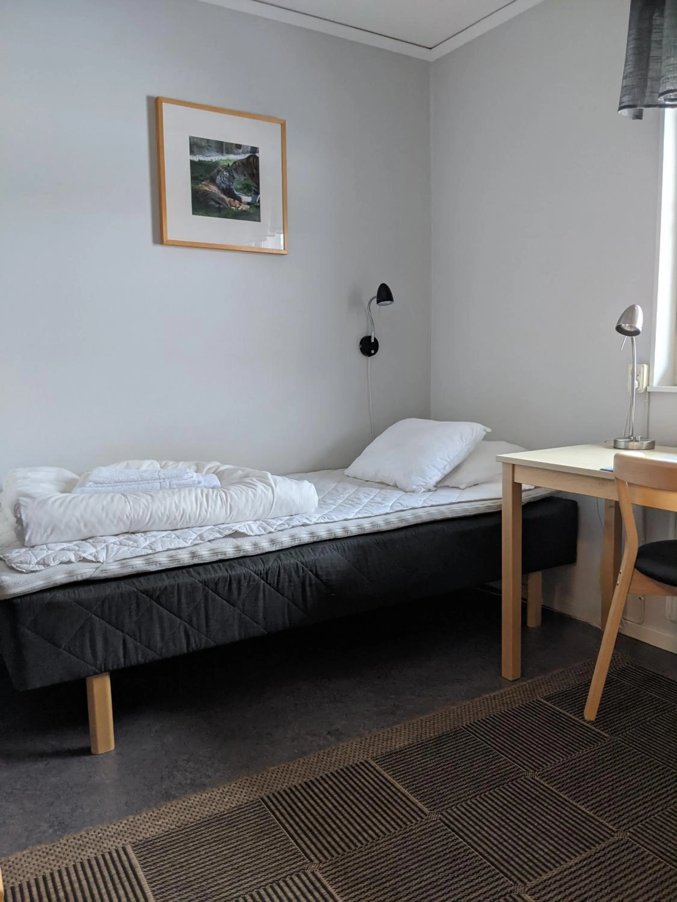 Property building, Bed in Valla Folkhögskola