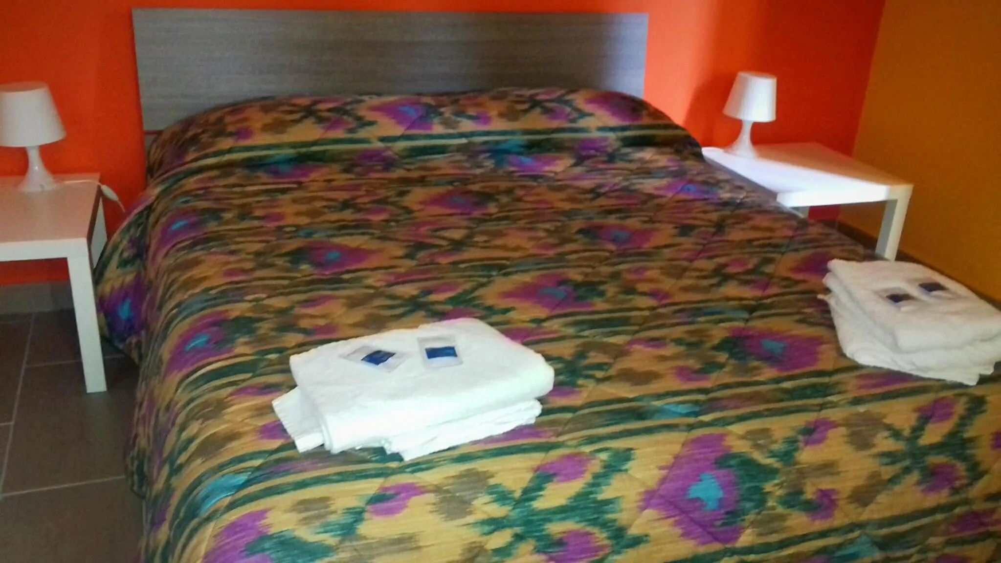 Bedroom, Bed in Bed Relax Etnaview