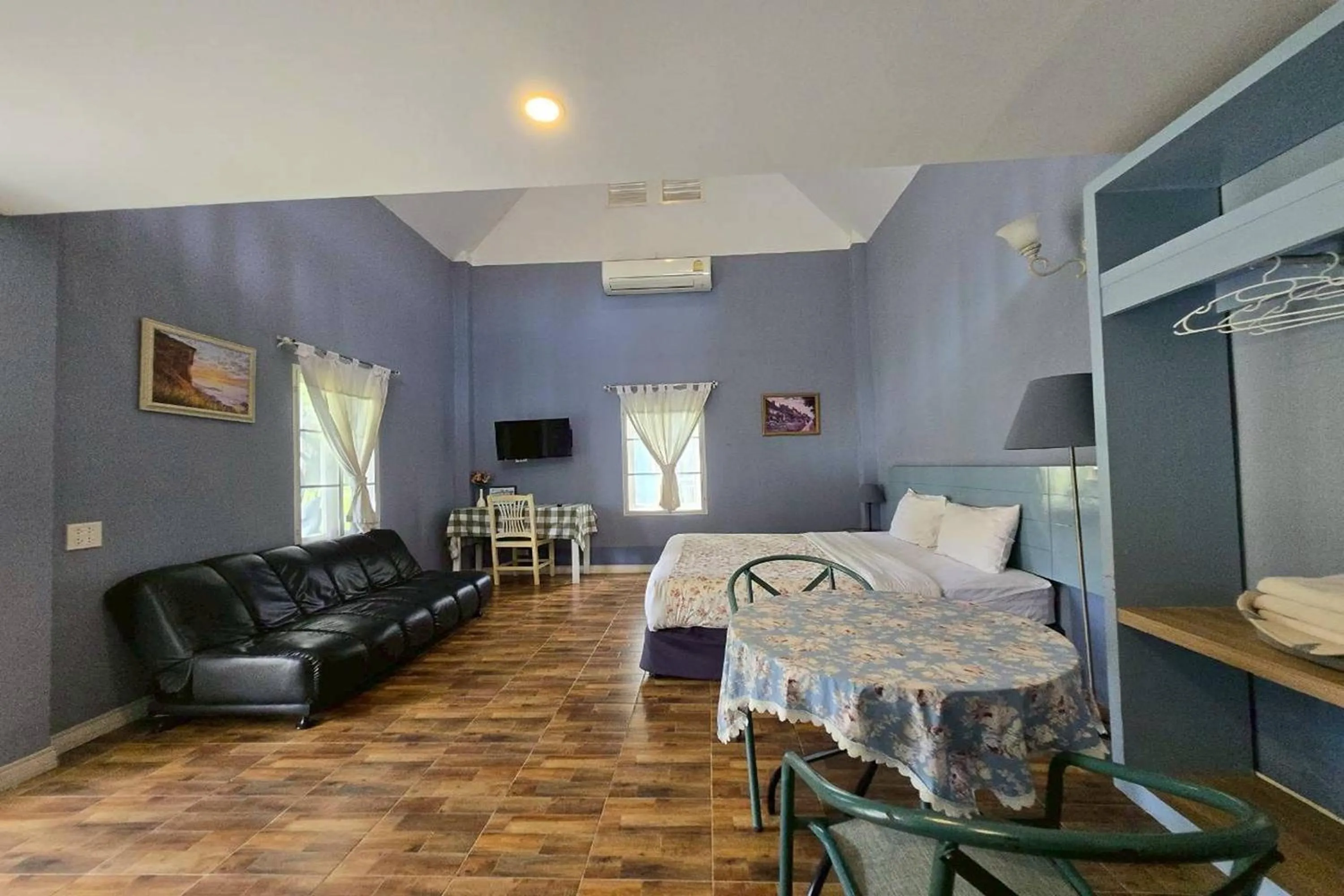 Bed in Doi Tung View Resort