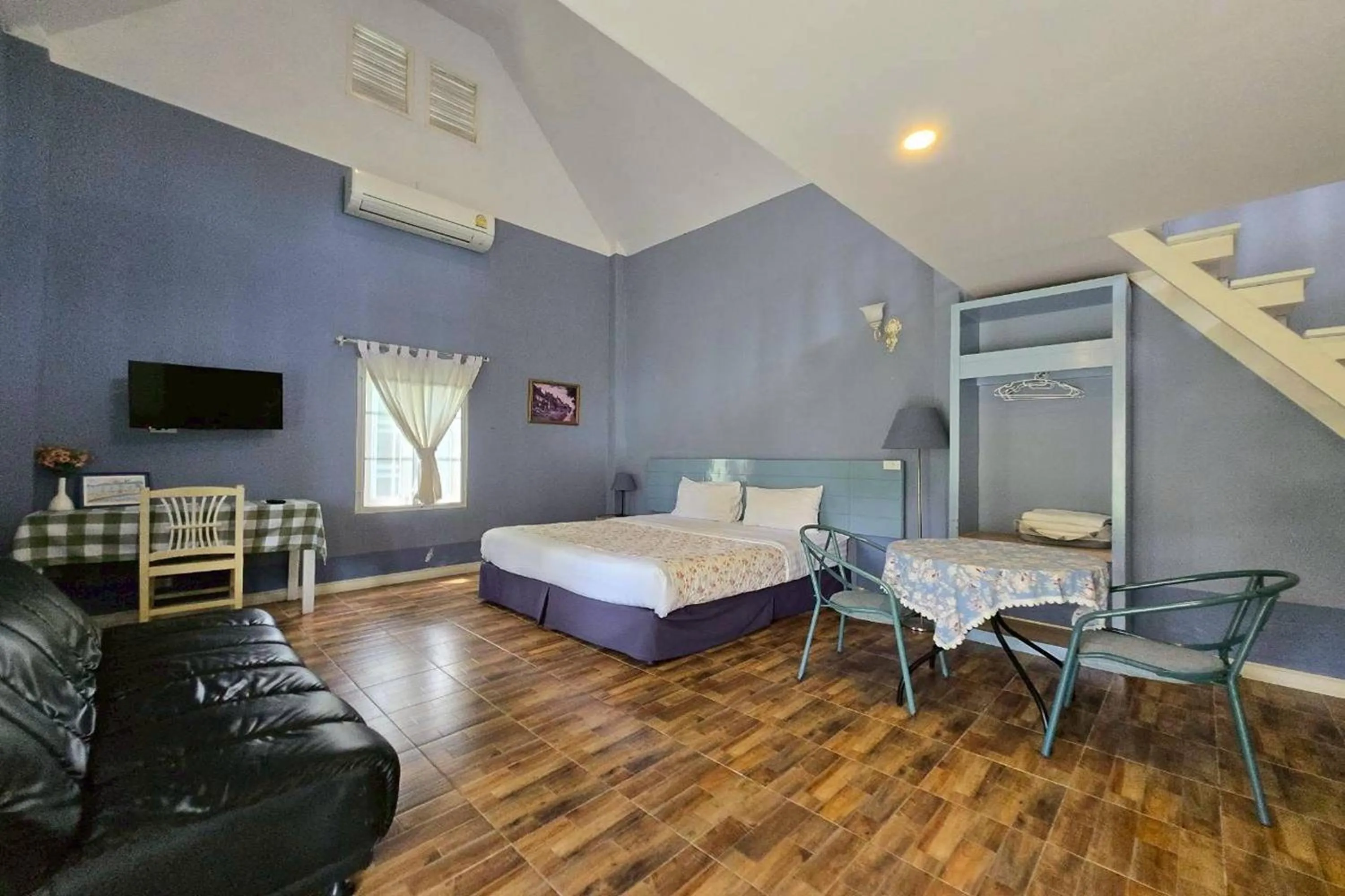 Bed in Doi Tung View Resort