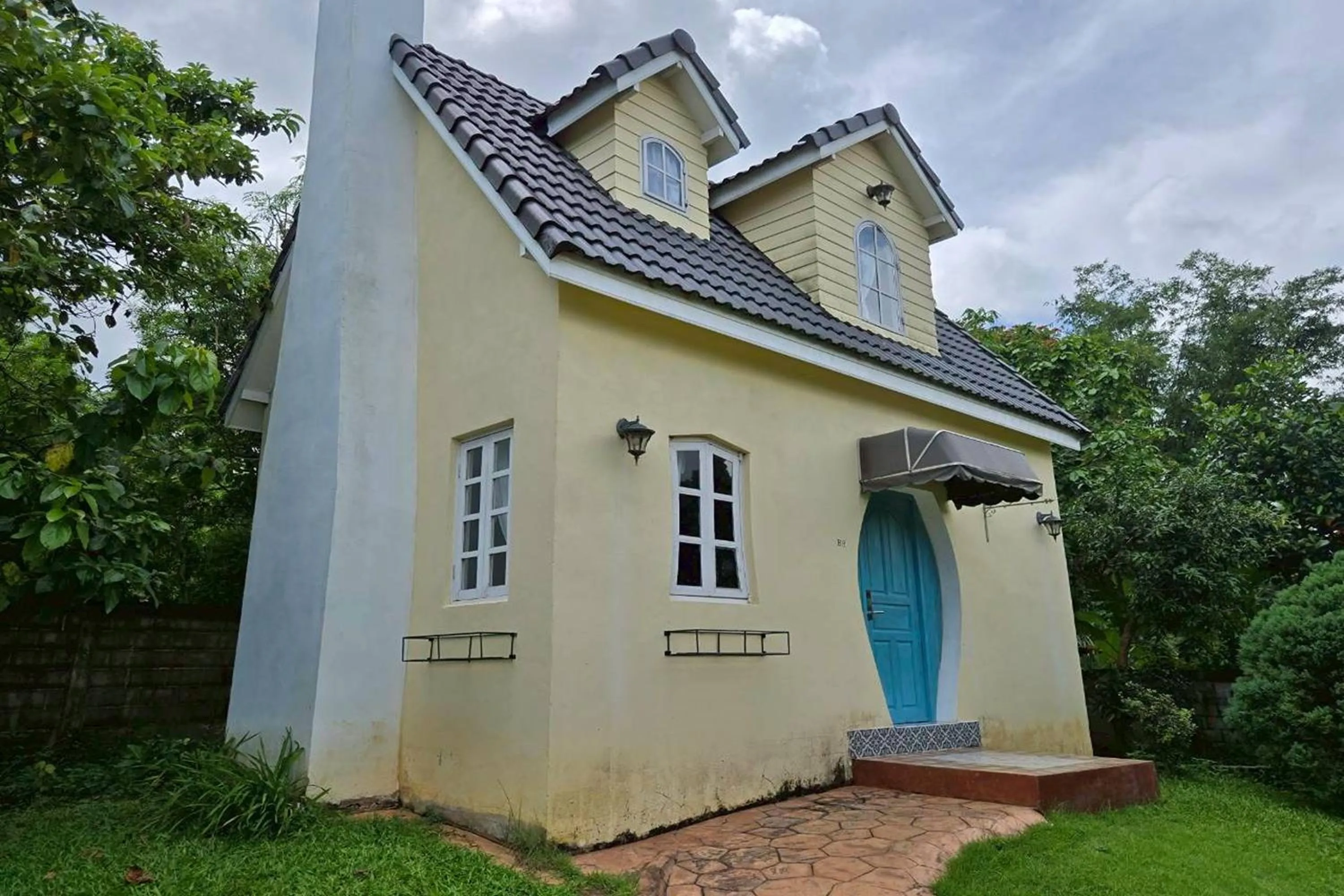 Property building in Doi Tung View Resort