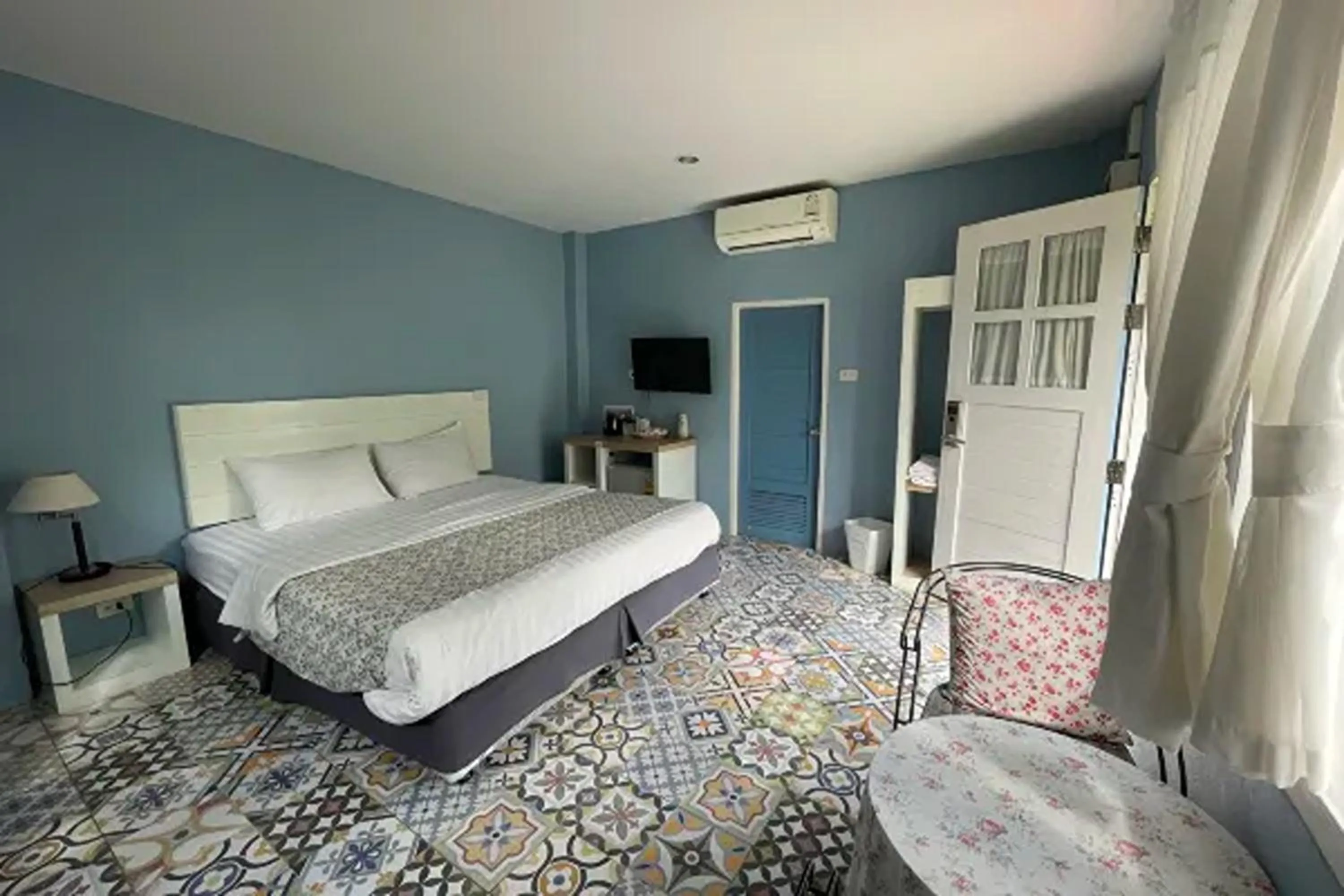 Bed in Doi Tung View Resort