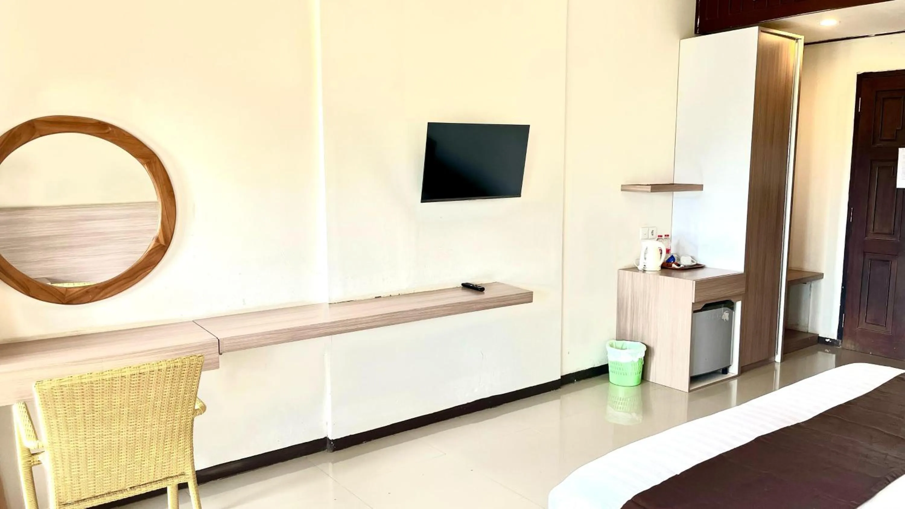 Surya Kencana Seaside Hotel