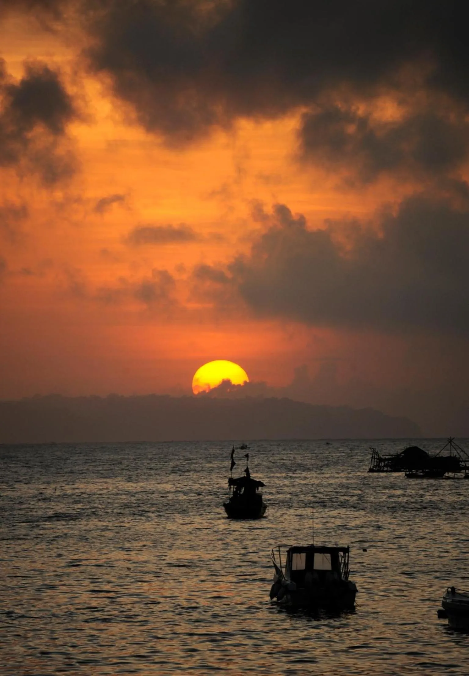 Surya Kencana Seaside Hotel