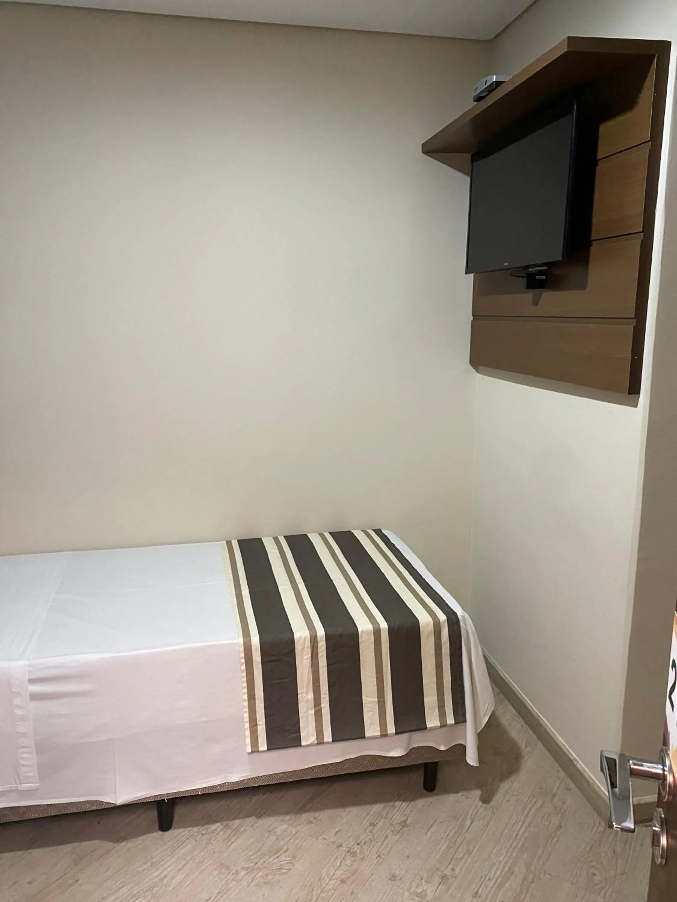 Bed in Hotel Sol By MRHotelaria