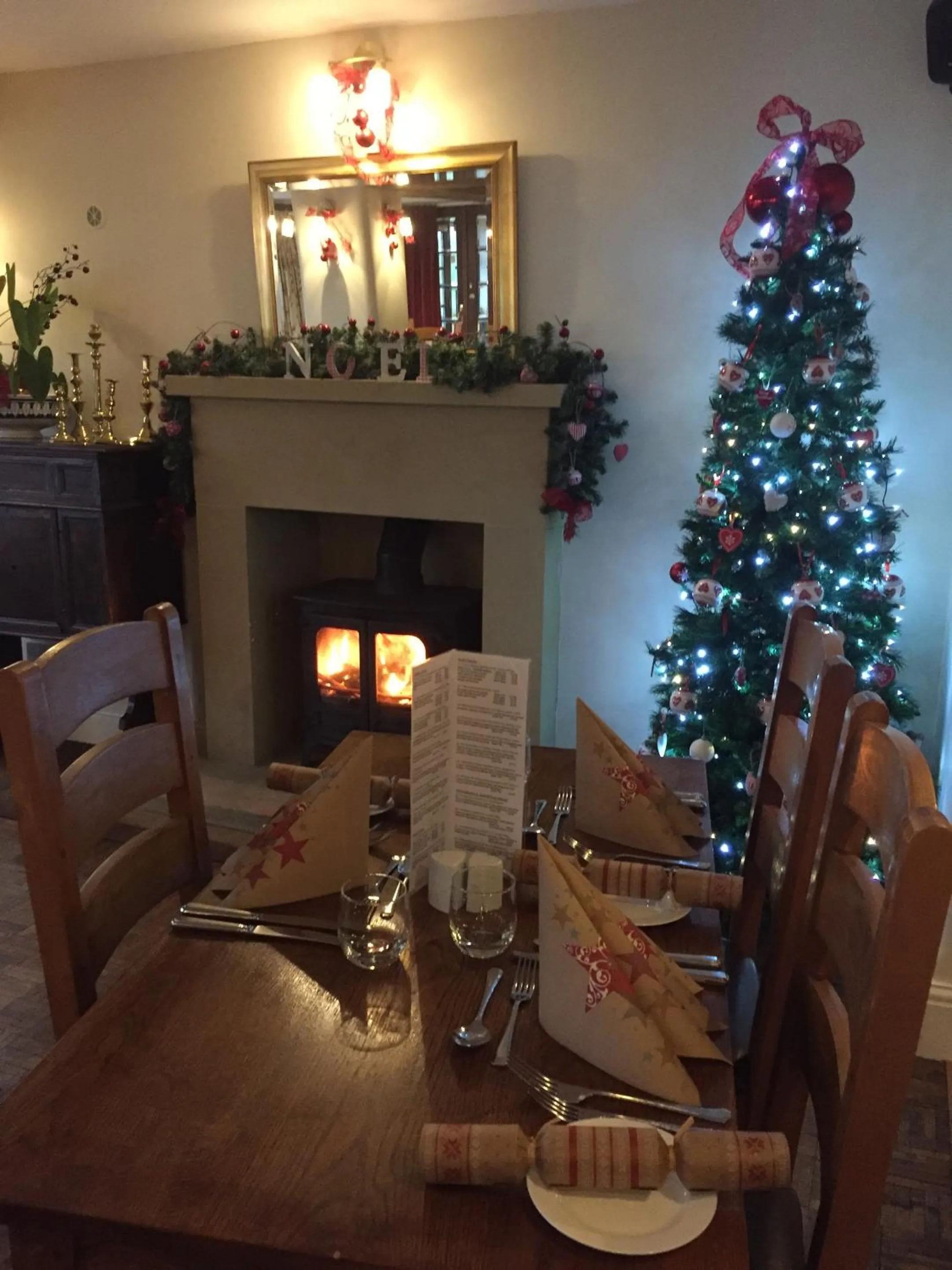Dining area in Lathkil Hotel