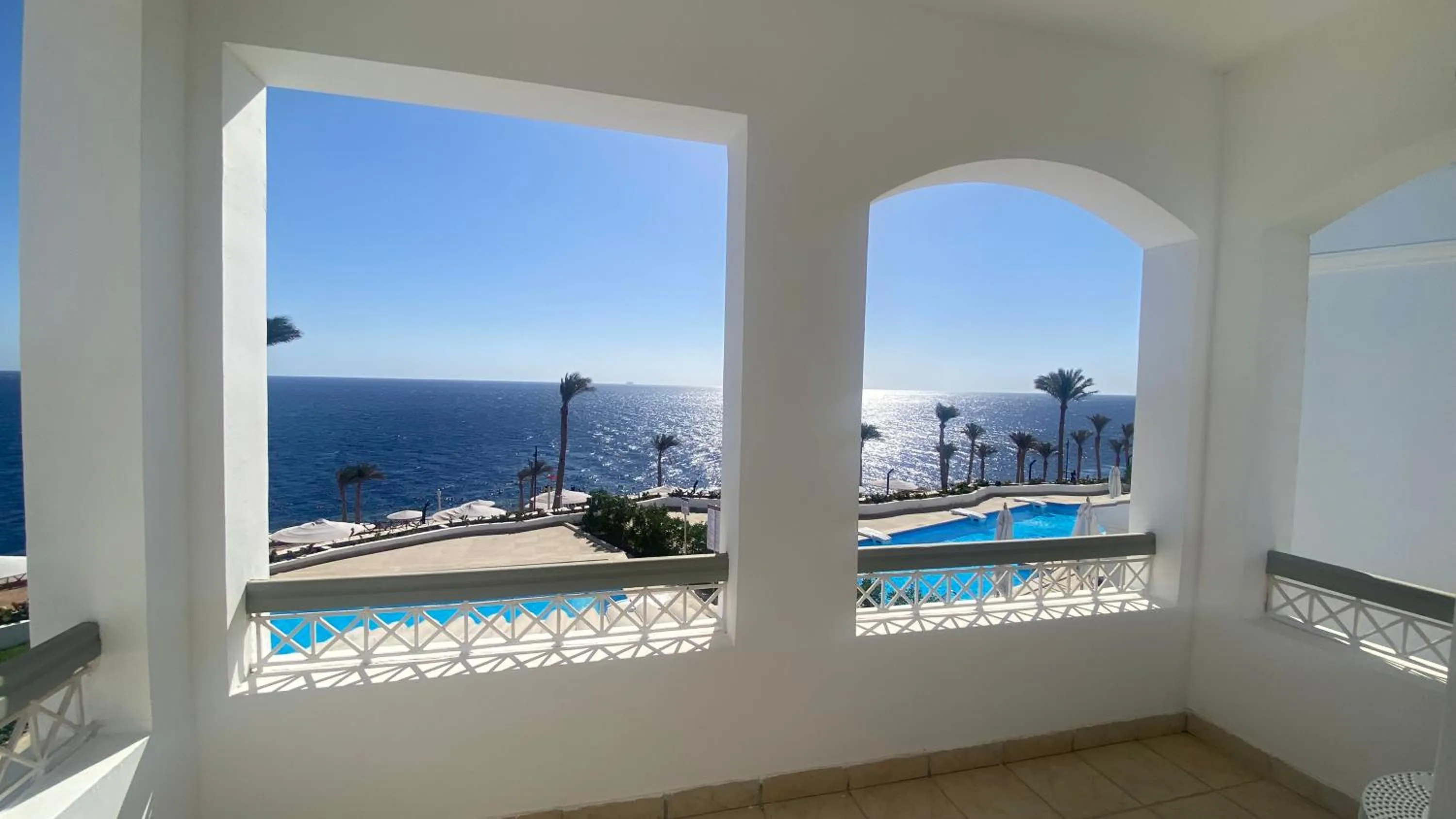 Balcony/Terrace in Invidia Coral Beach Tiran