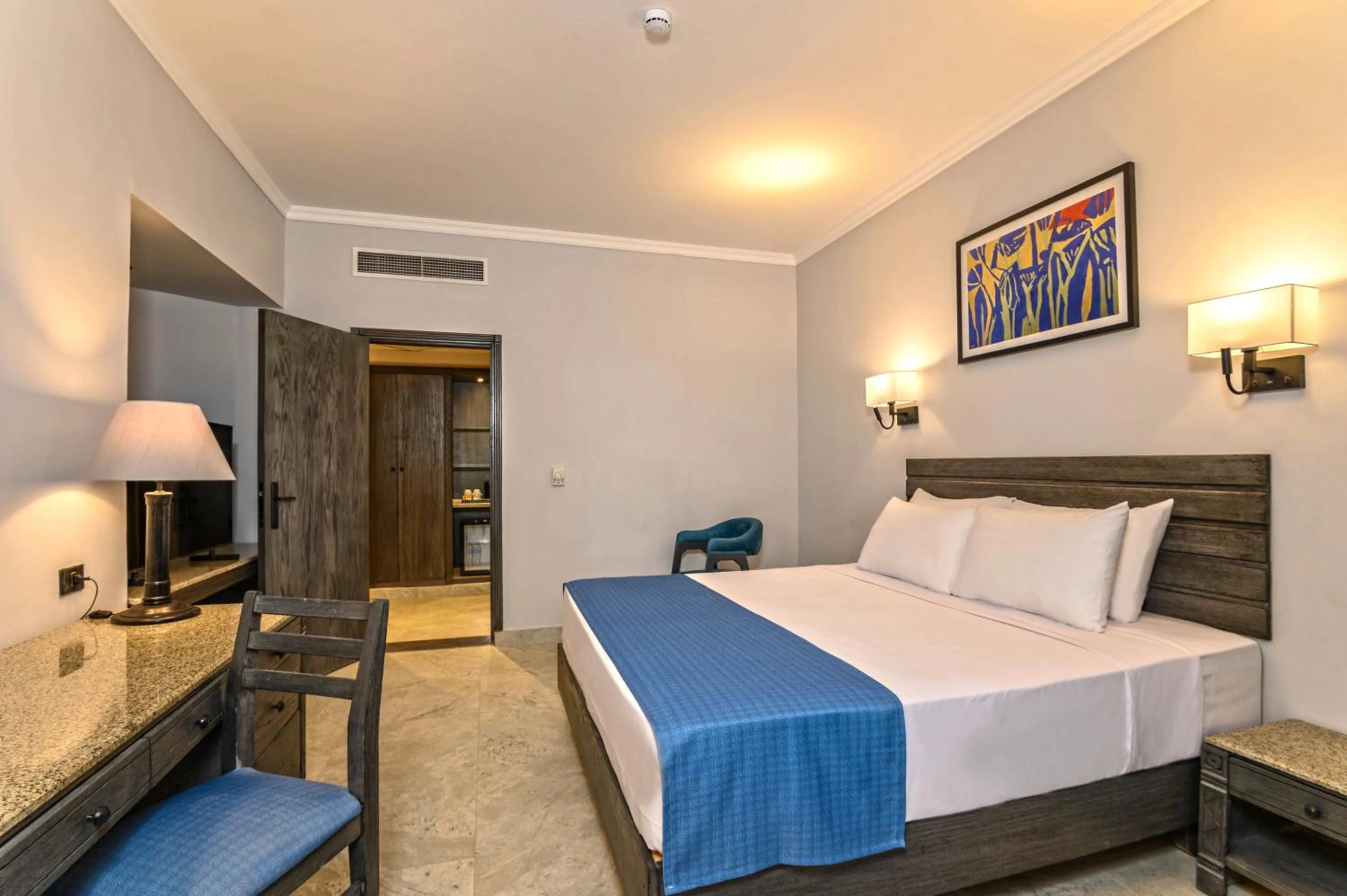 Bedroom, Bed in Invidia Coral Beach Tiran