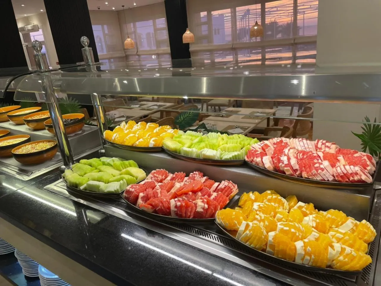 Breakfast in Invidia Coral Beach Tiran