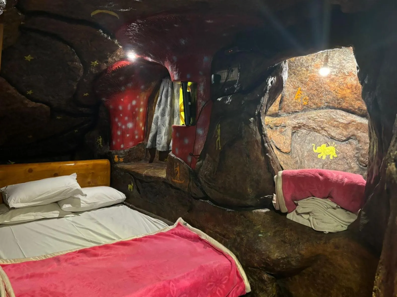 Bed in Lilly's Valley Resort