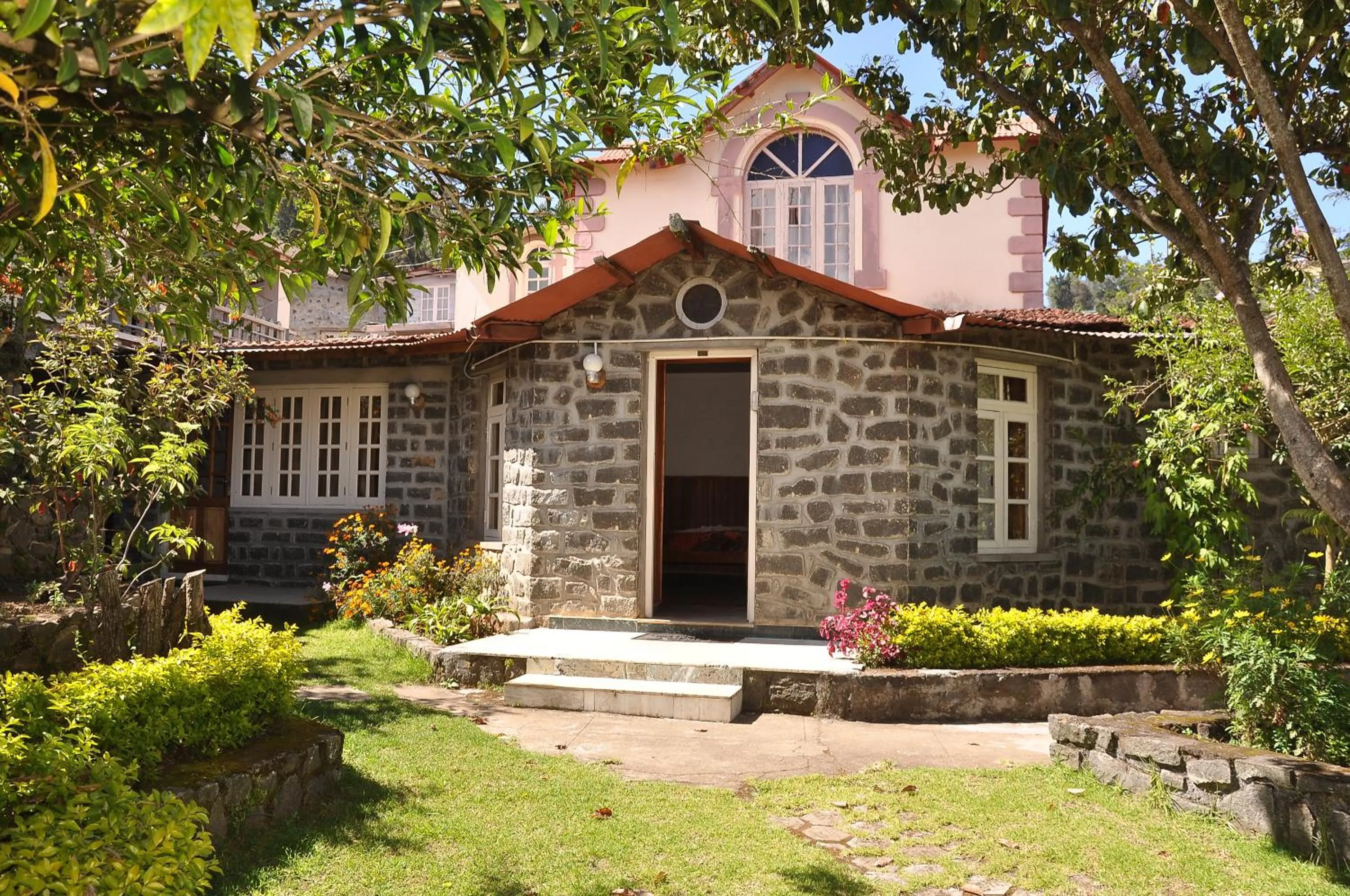 Lilly's Valley Resort