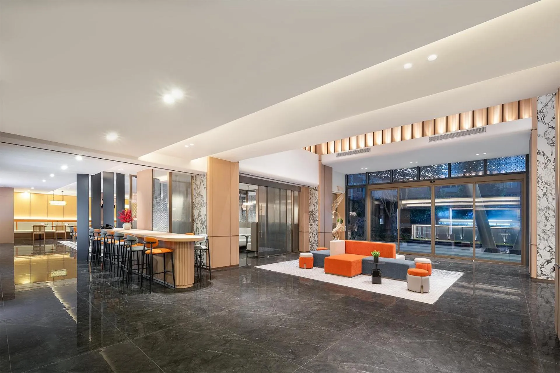 Lobby or reception in Holiday Inn Express Kunming Yiliang Center by IHG
