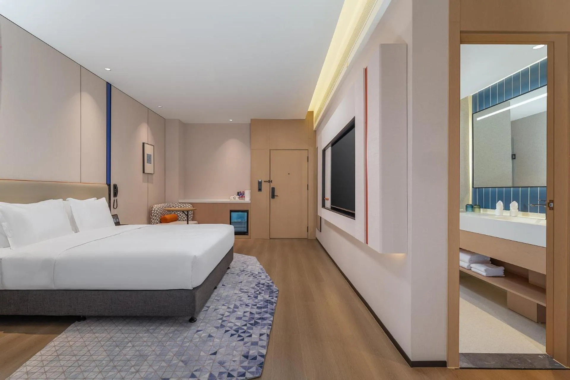 Bed in Holiday Inn Express Kunming Yiliang Center by IHG