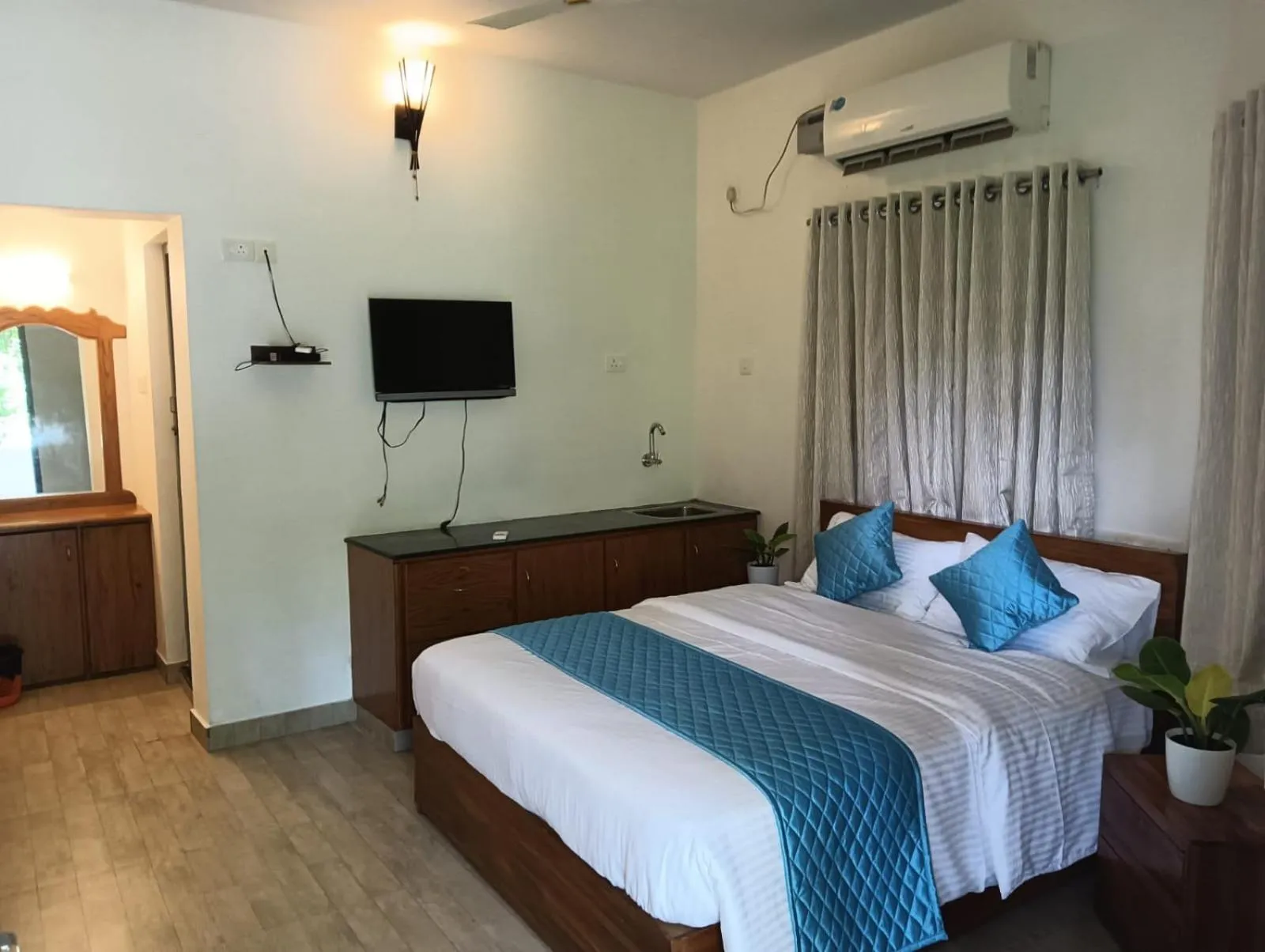 Bedroom, Bed in Om Villa