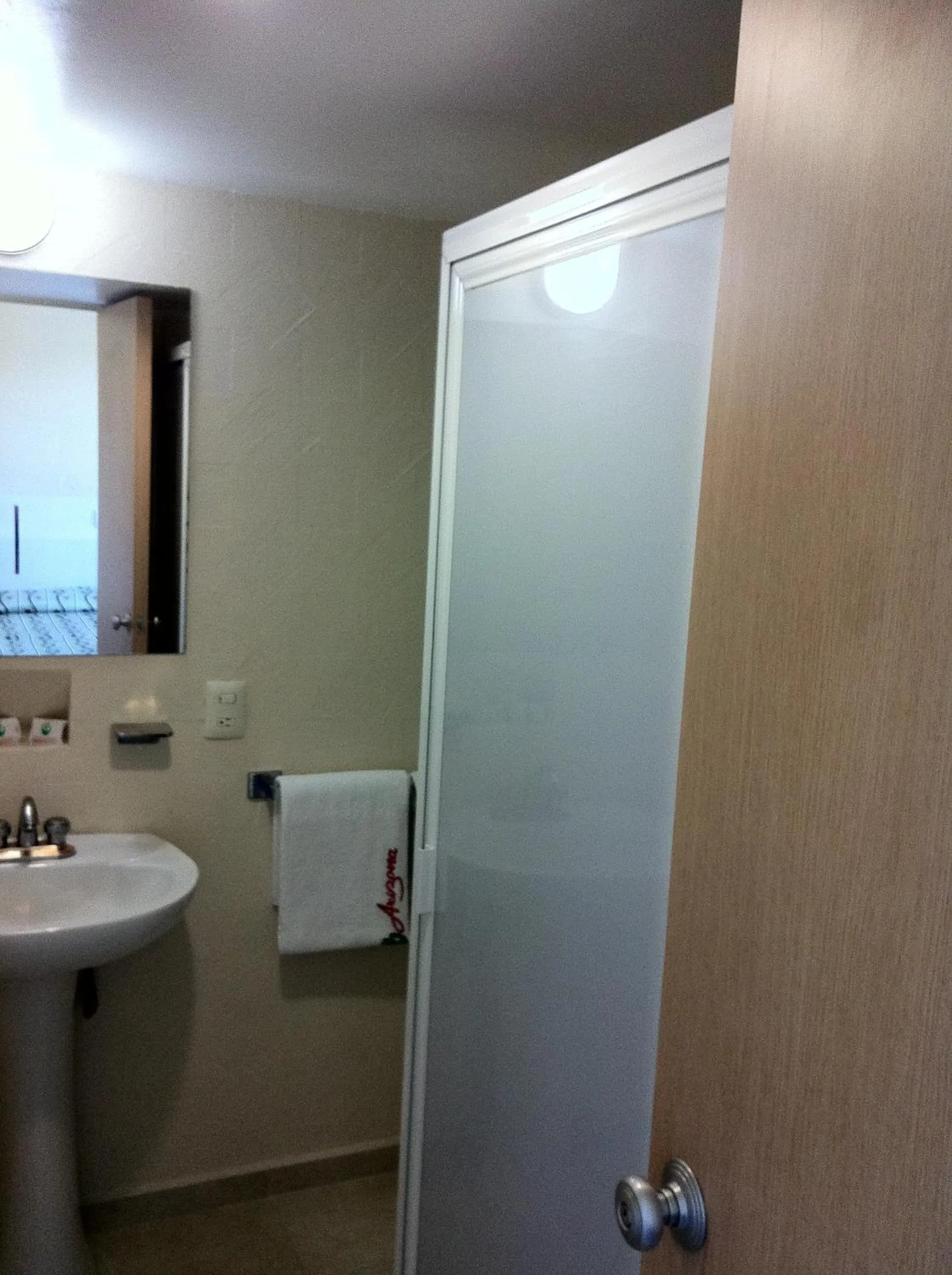 Shower in Hotel Arizona