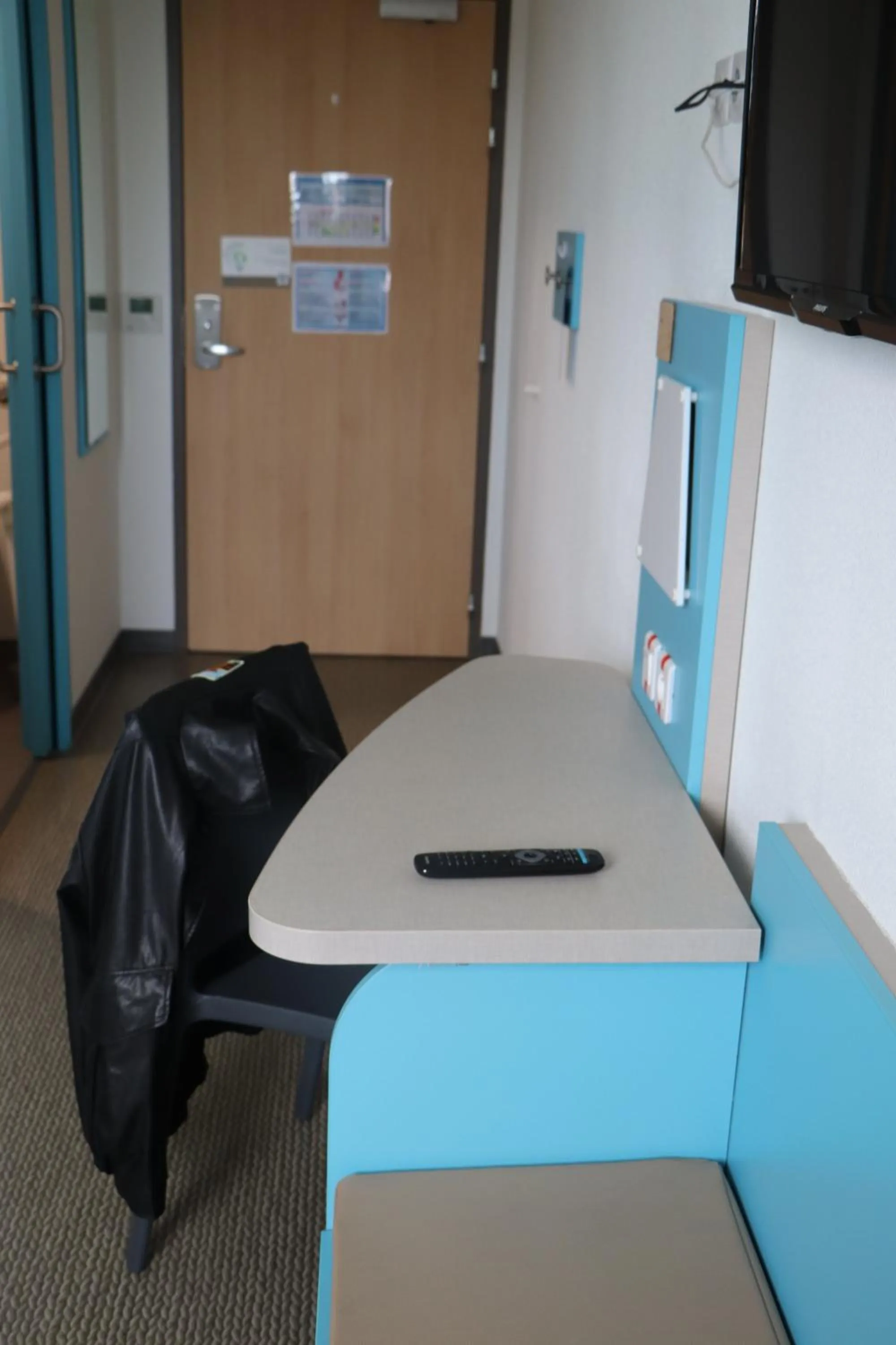 TV and multimedia in First Inn Hotel Blois