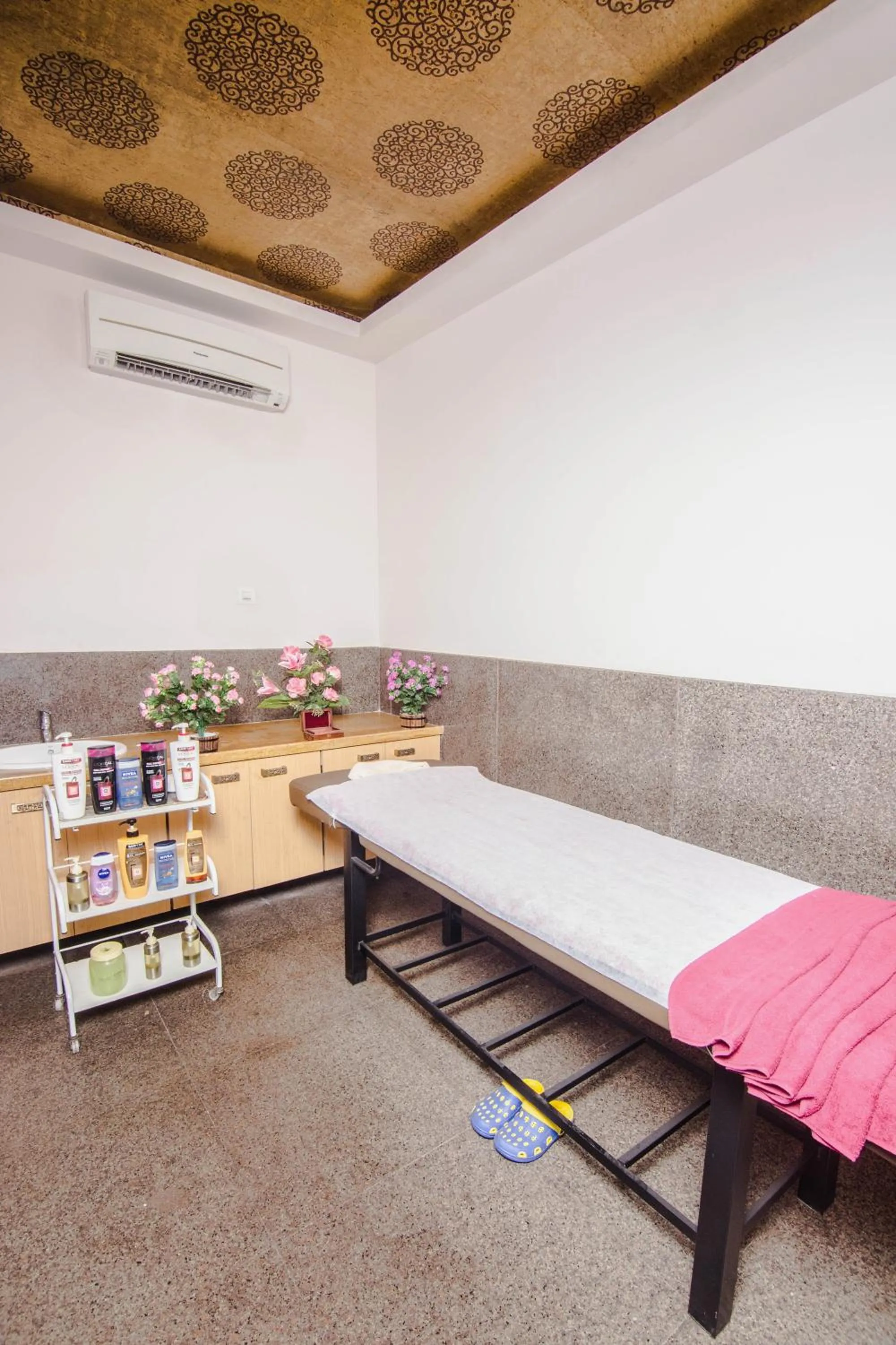 Massage in Club Paraiso