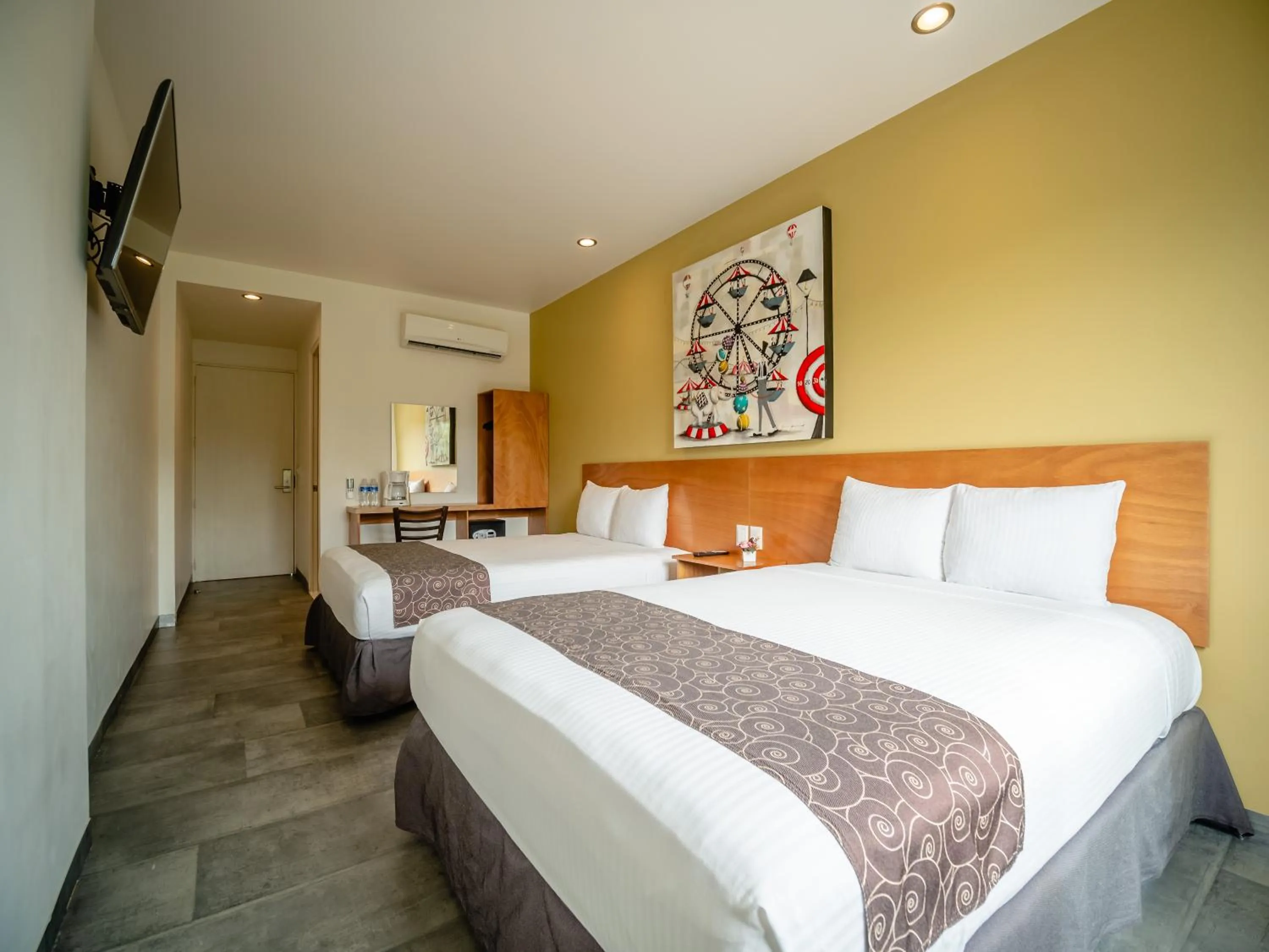 Photo of the whole room, Bed in AM Hotel y Plaza