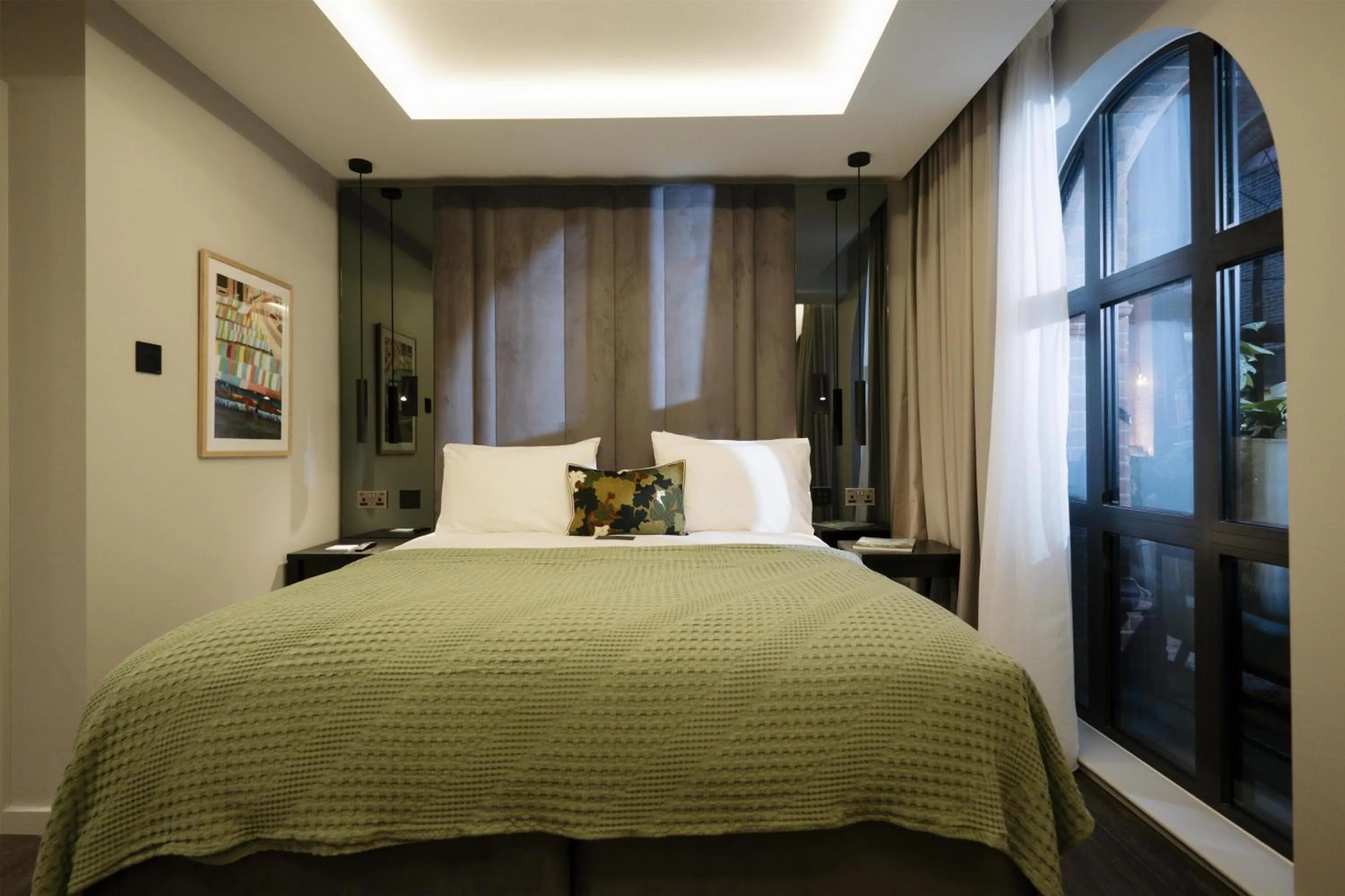 Photo of the whole room, Bed in The Hobson Cambridge by Adina