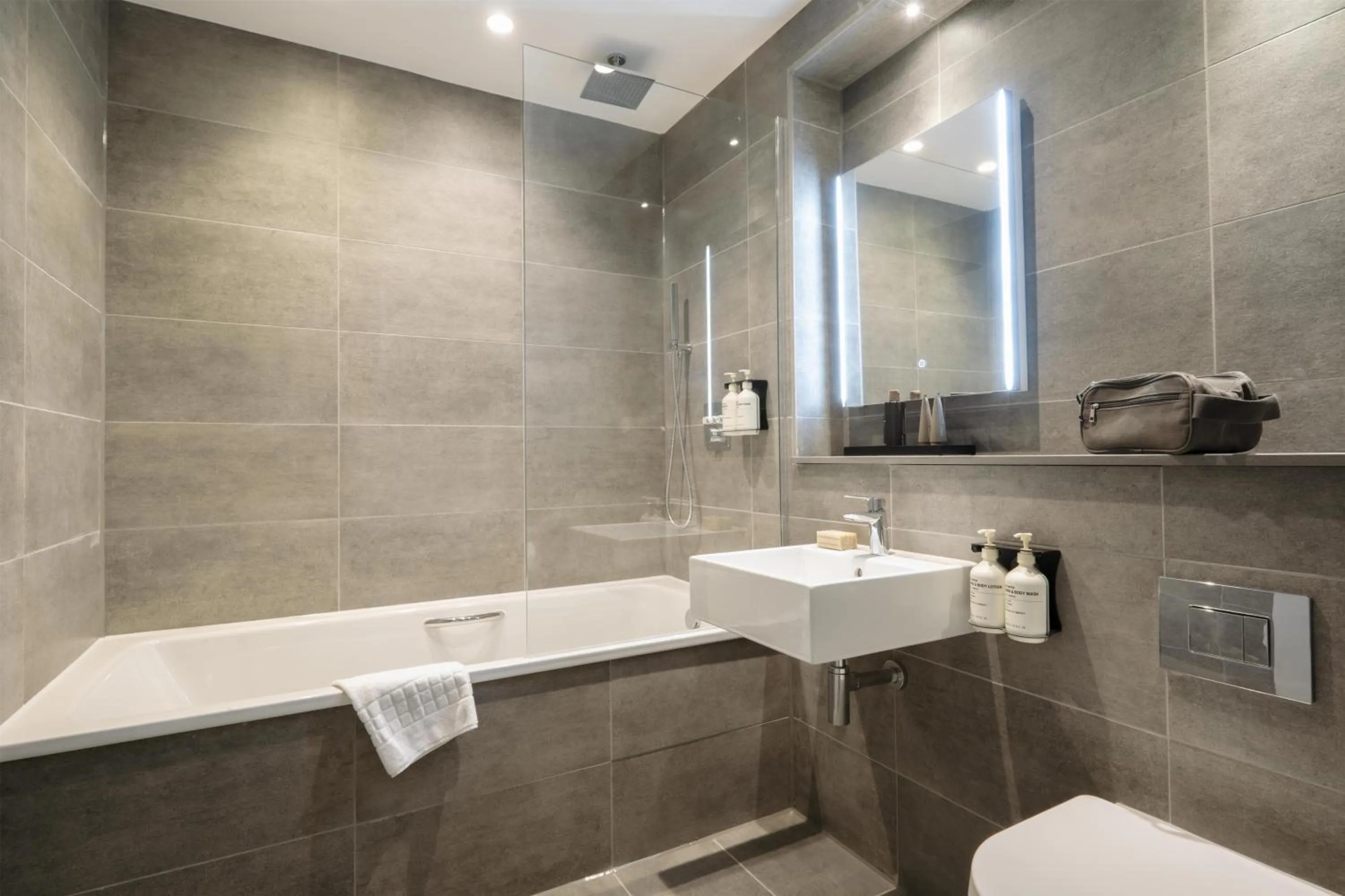 Bathroom in The Wellington Glasgow by Adina
