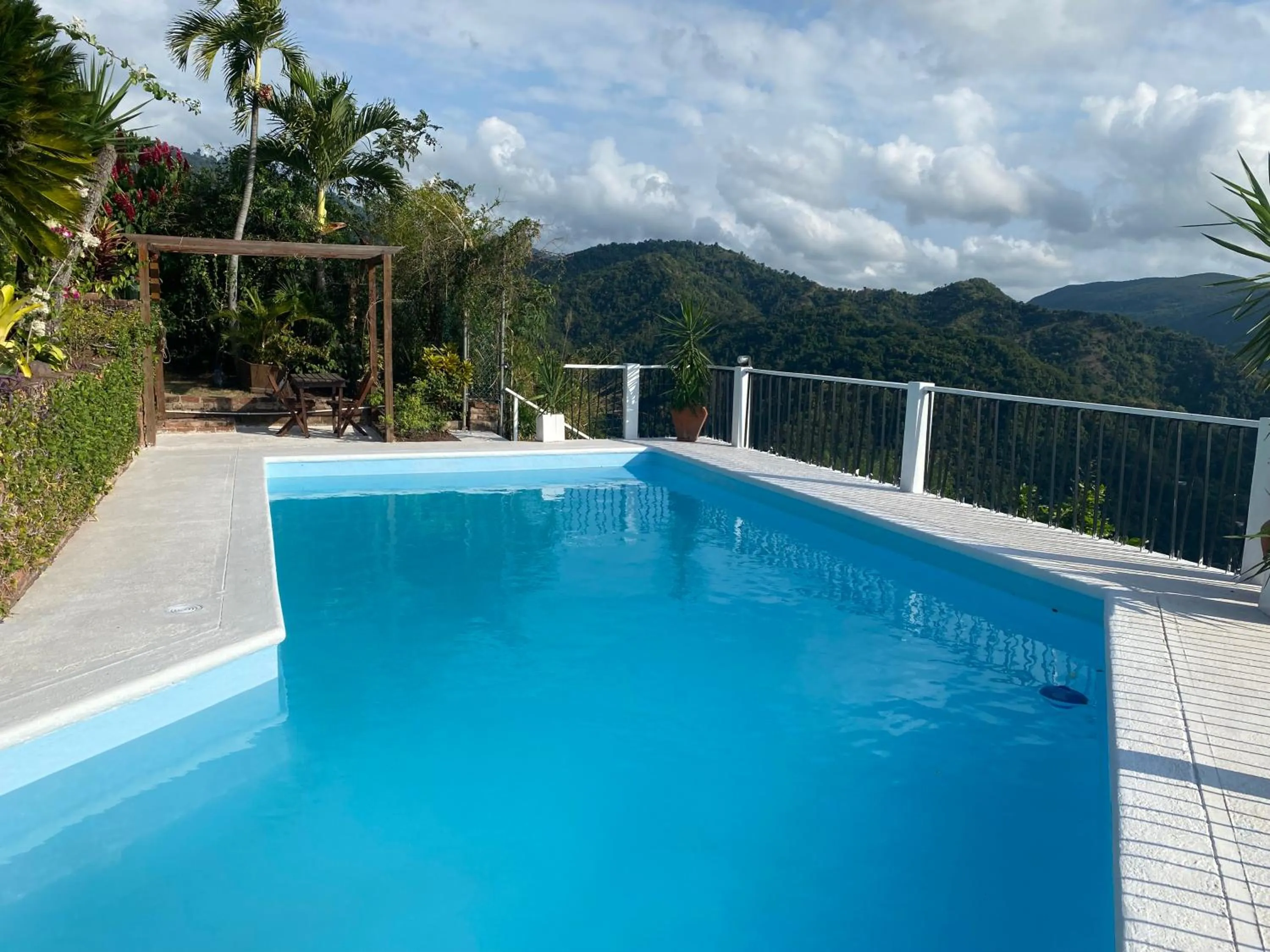 Day in Tranquility Estate