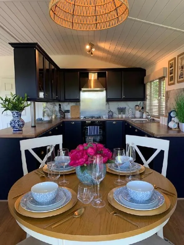 Kitchen or kitchenette in Tan Rallt Holiday Park & Spa