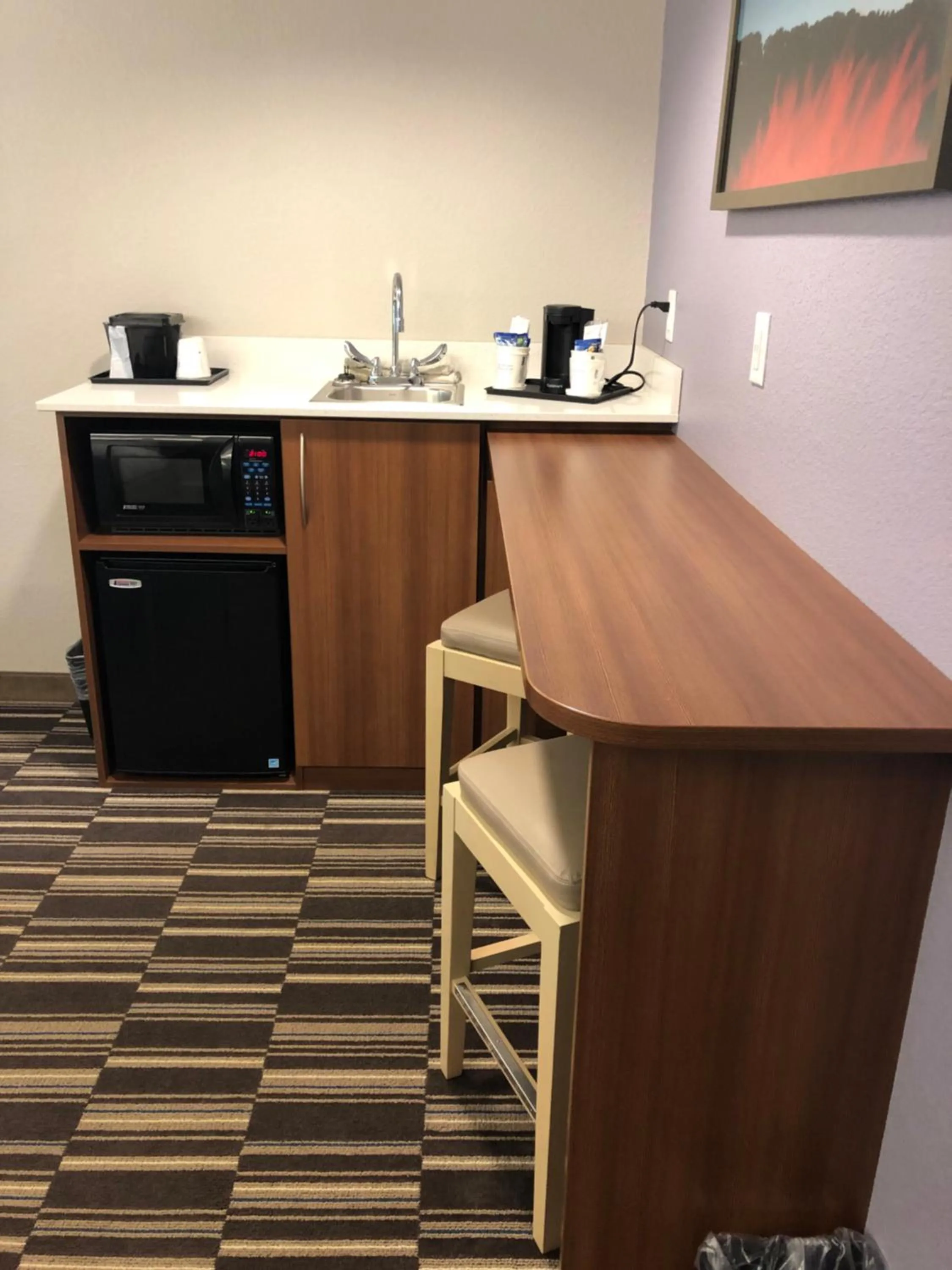 Microtel Inn & Suites by Wyndham Cadiz