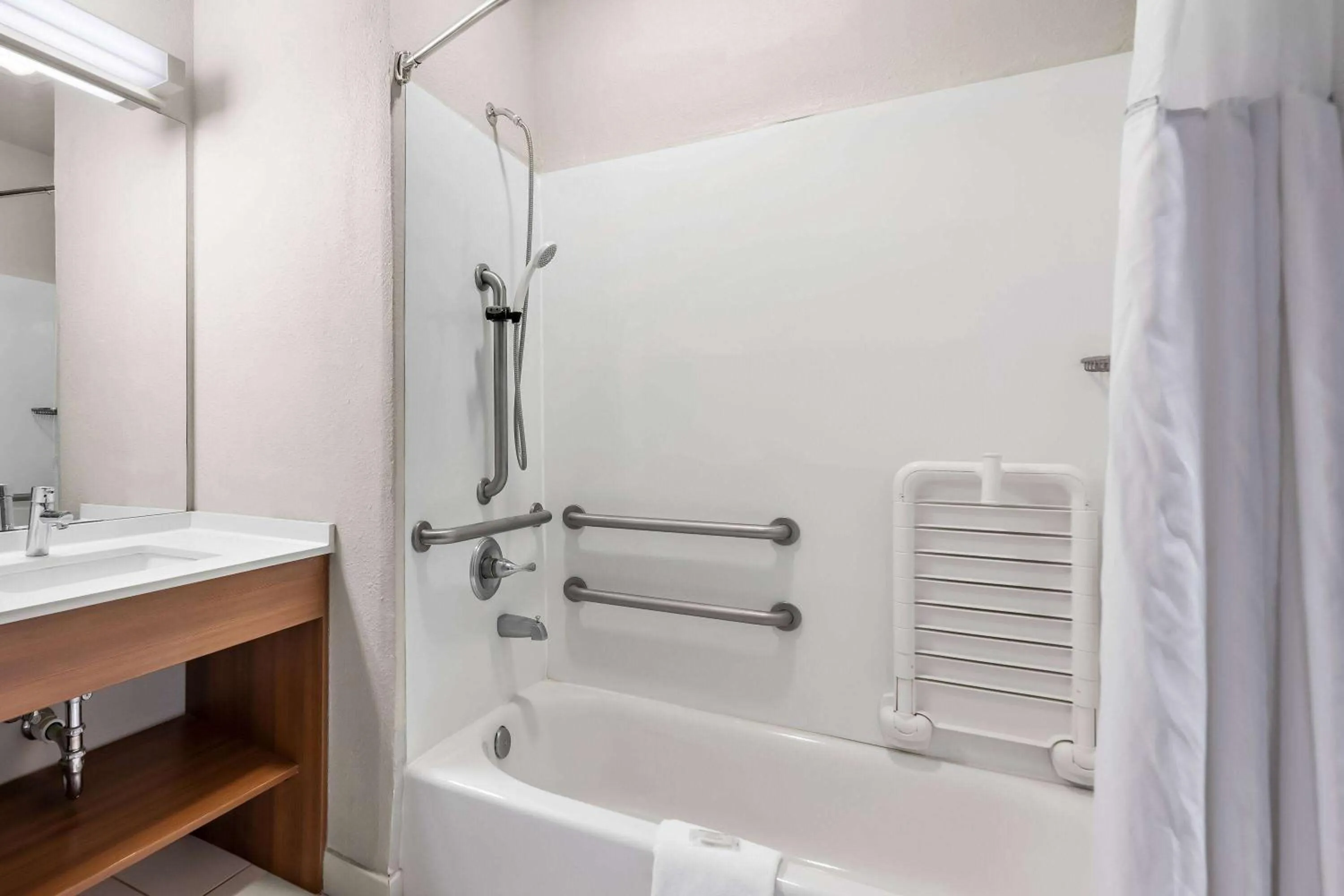 Bathroom in Microtel Inn & Suites by Wyndham Sweetwater