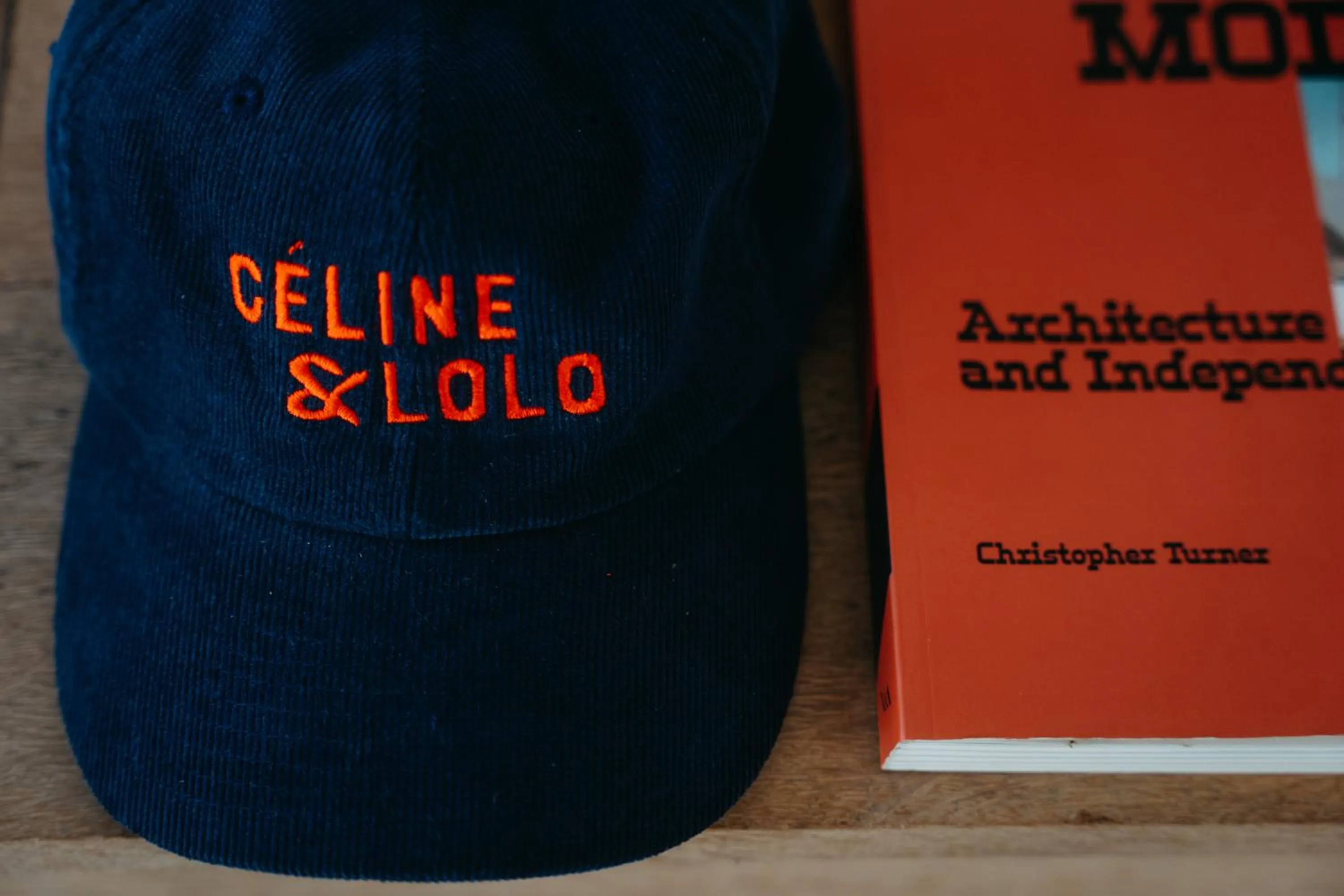 Decorative detail in Céline & Lolo