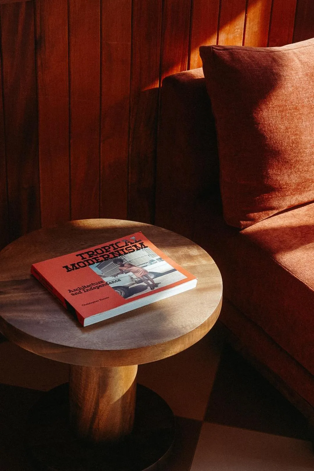 Decorative detail in Céline & Lolo