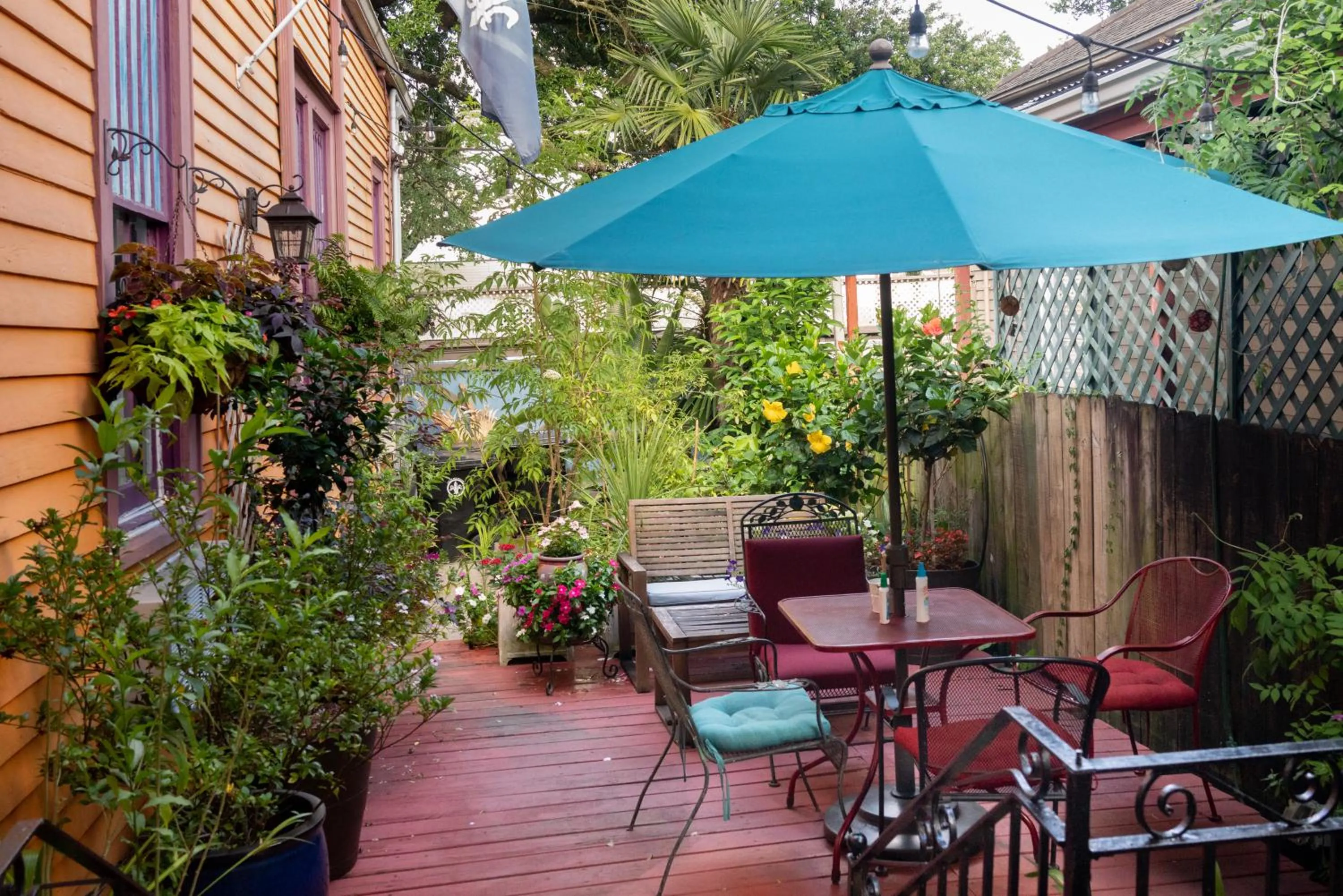 Patio in The Blue60 Marigny Inn