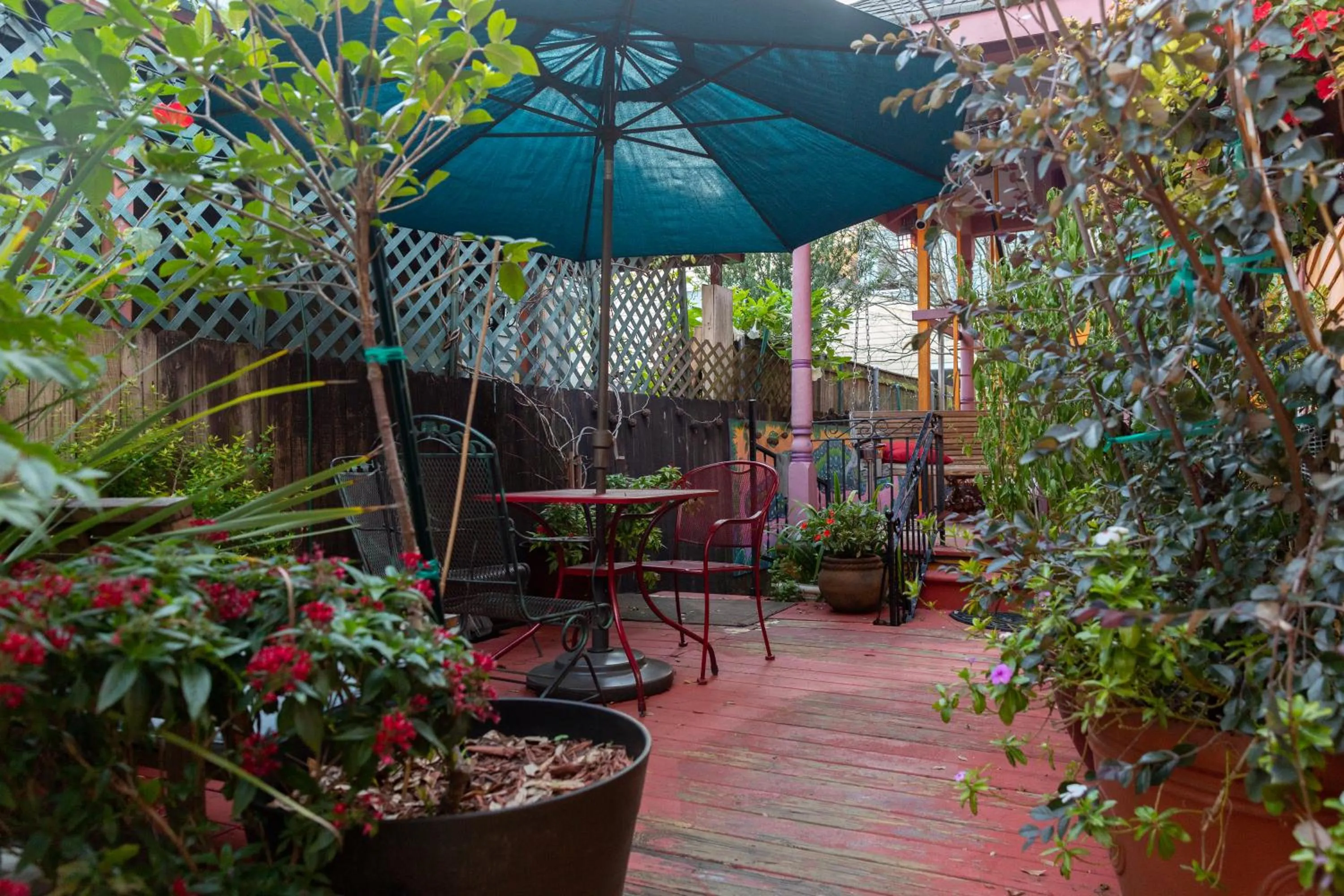 Patio in The Blue60 Marigny Inn