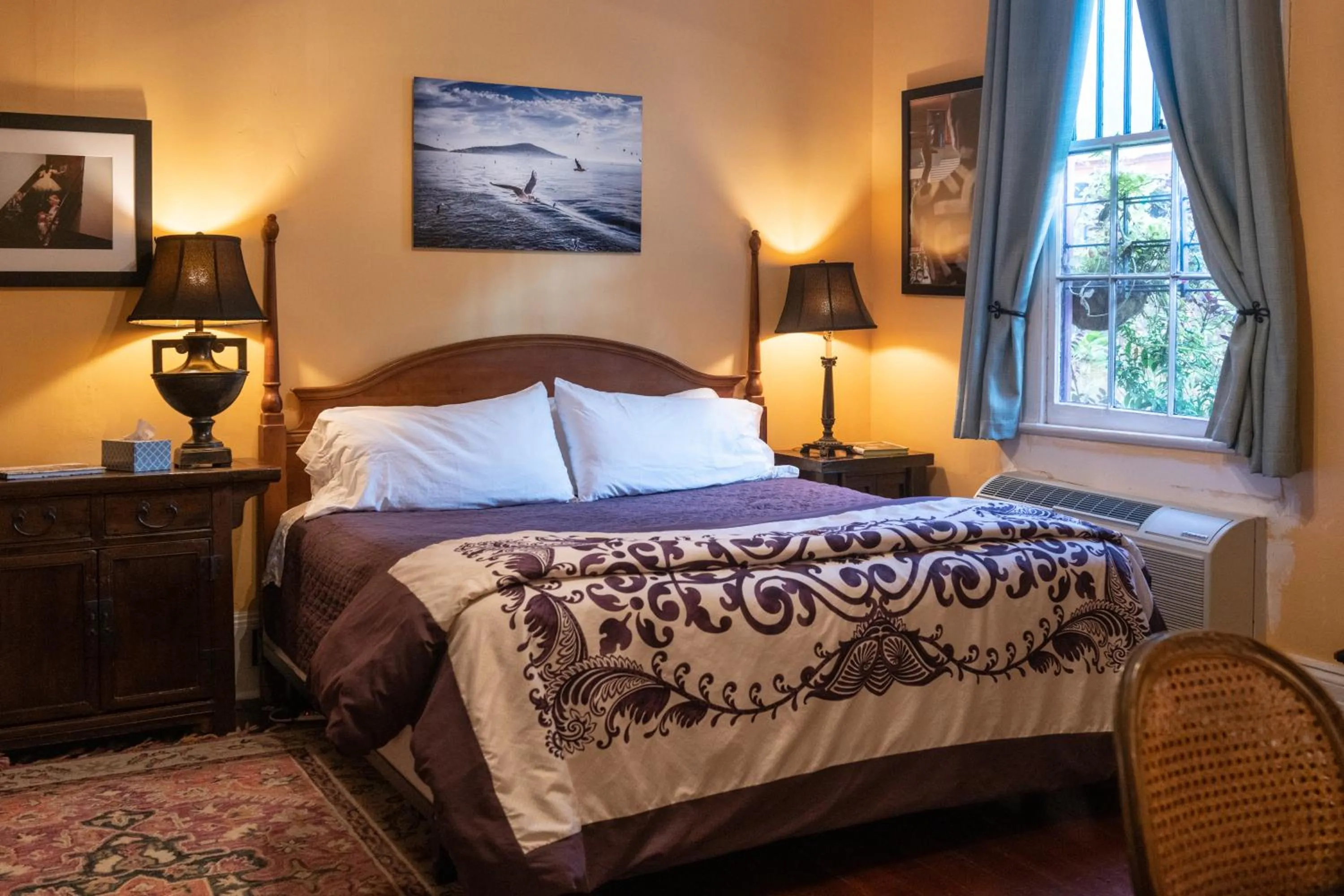 Bedroom, Bed in The Blue60 Marigny Inn