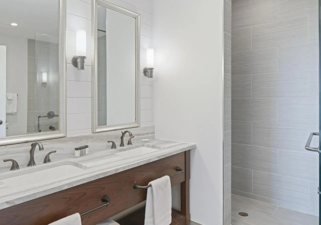 Bathroom in The Inn at Chesapeake Bay Beach Club