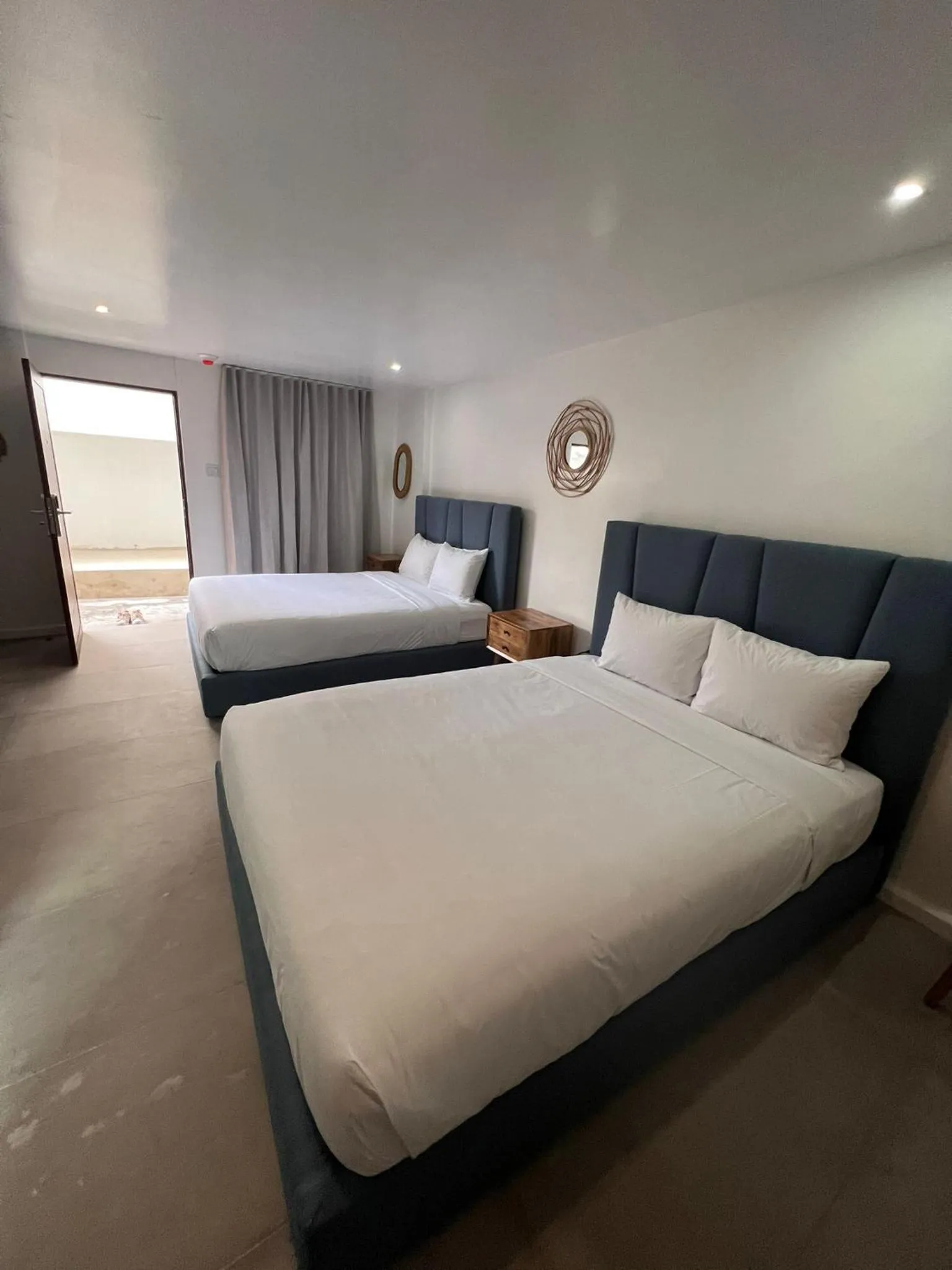 Bedroom, Bed in Parguera Plaza Hotel - Adults Only